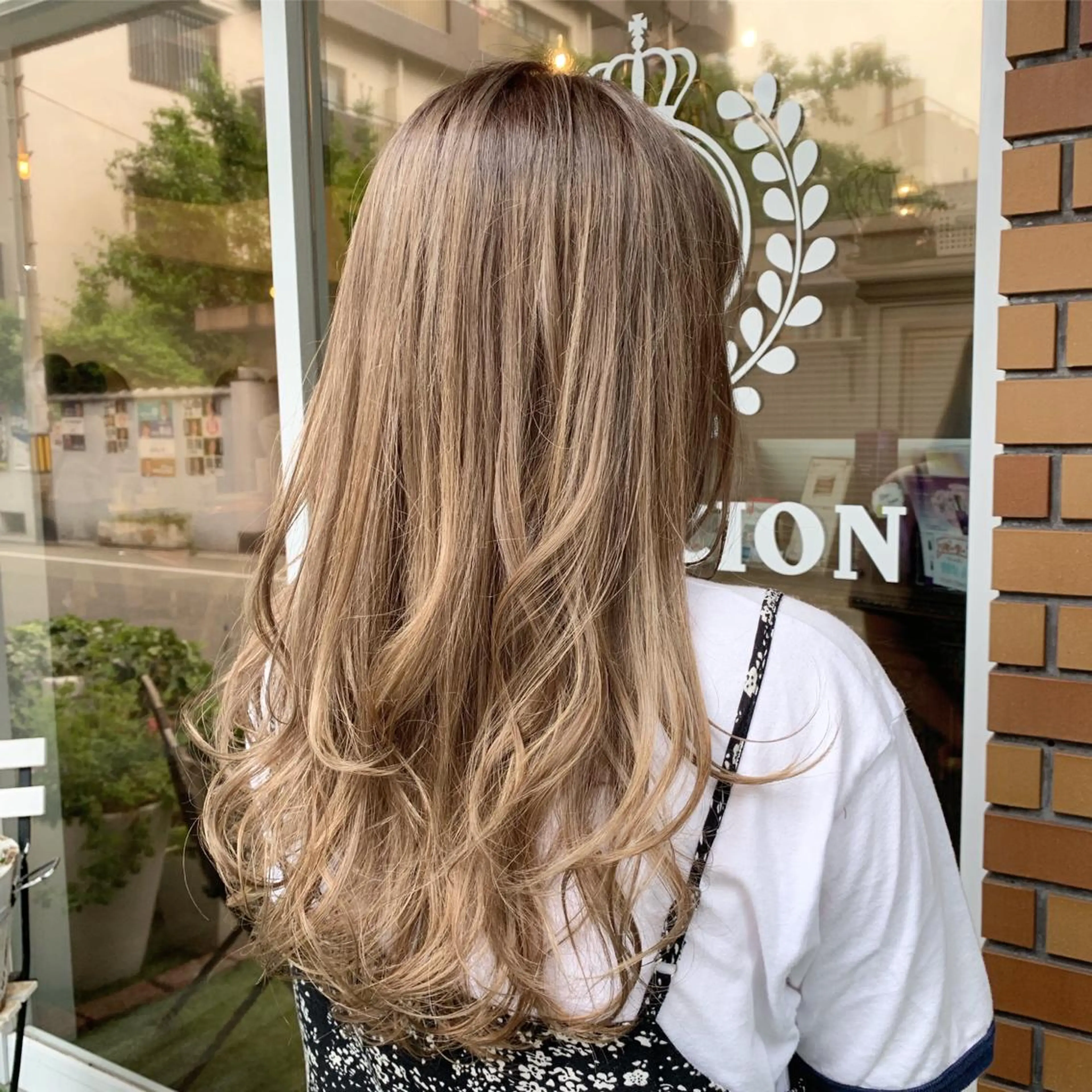 ロング CURACION hair salonのヘアスタイル