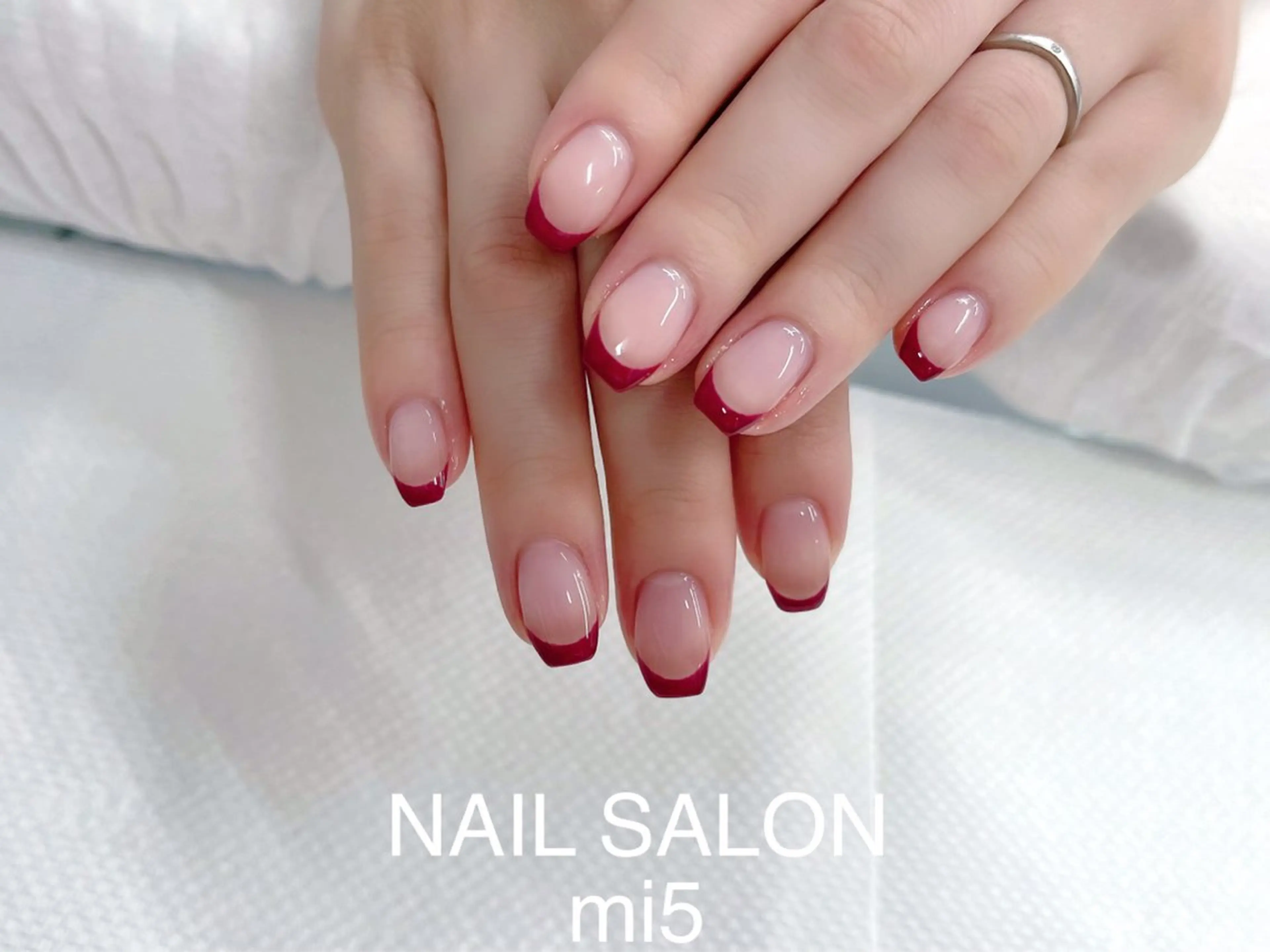 ネイル フレンチネイル 赤色 NAIL SALON mi5／Momokoのネイルデザイン