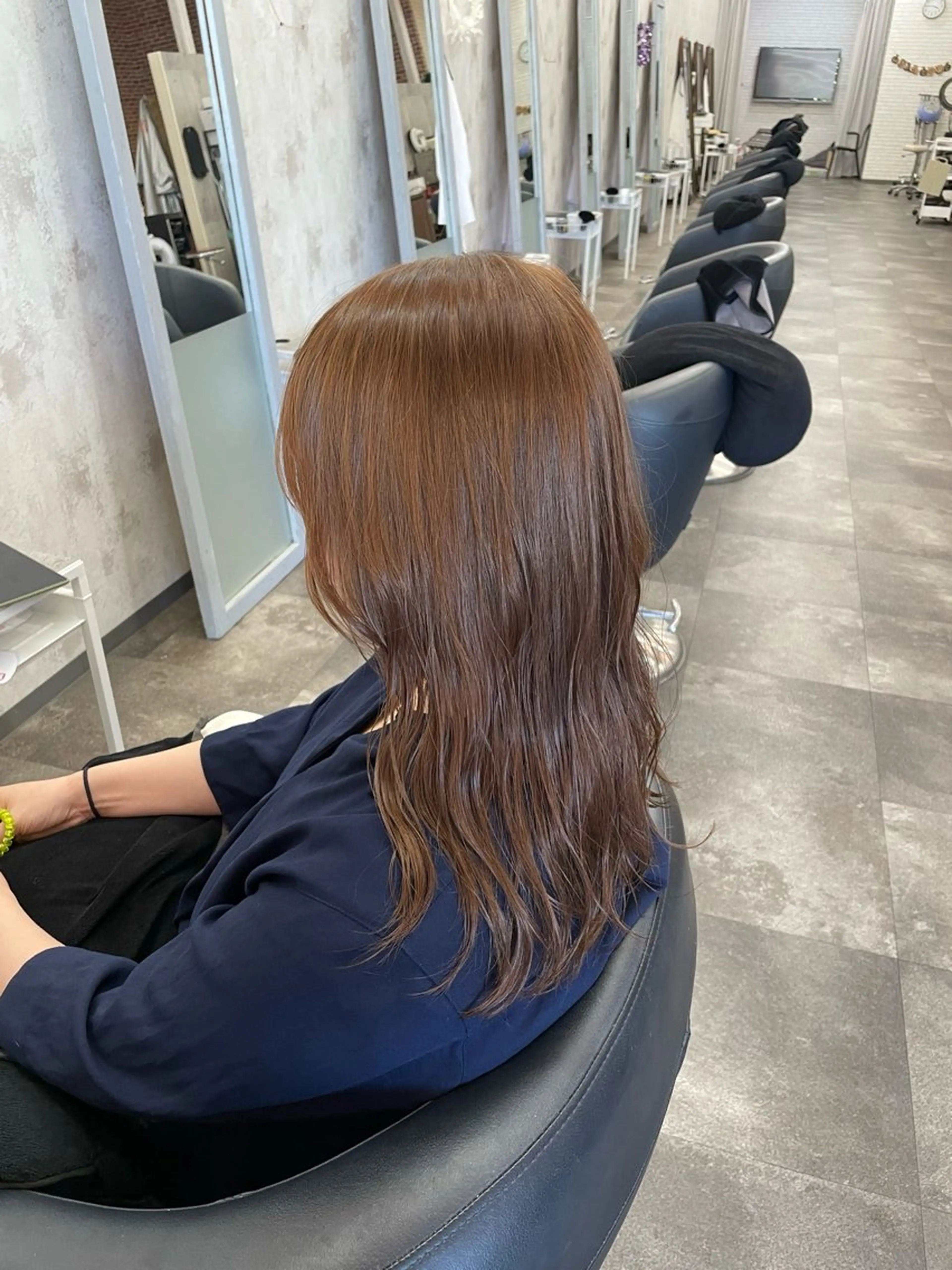 ロング カラー 藤田 麗安のヘアスタイル
