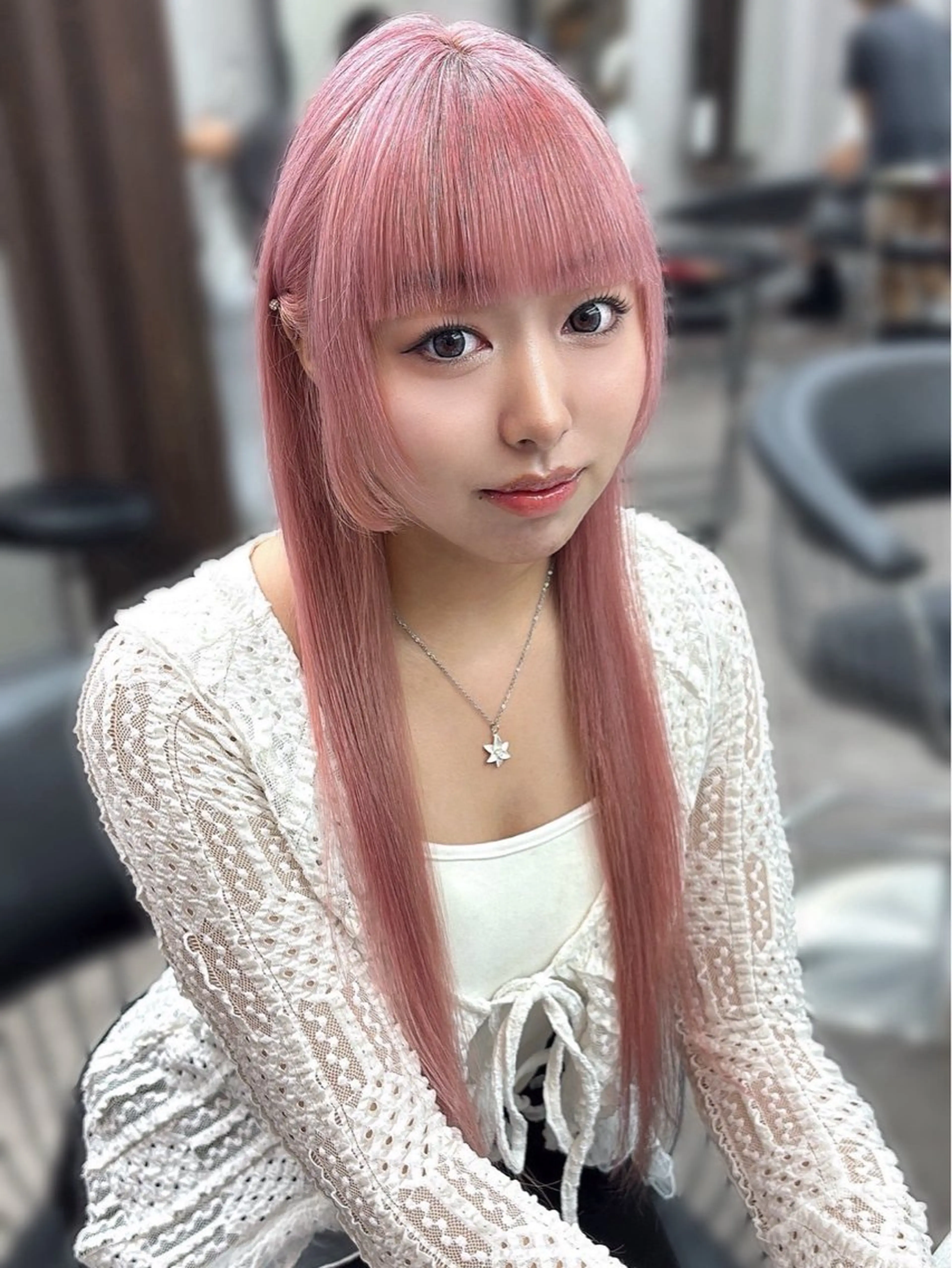 ロング ヘアカラー かのブリーチカラー 🎧⛓️🩶のヘアスタイル