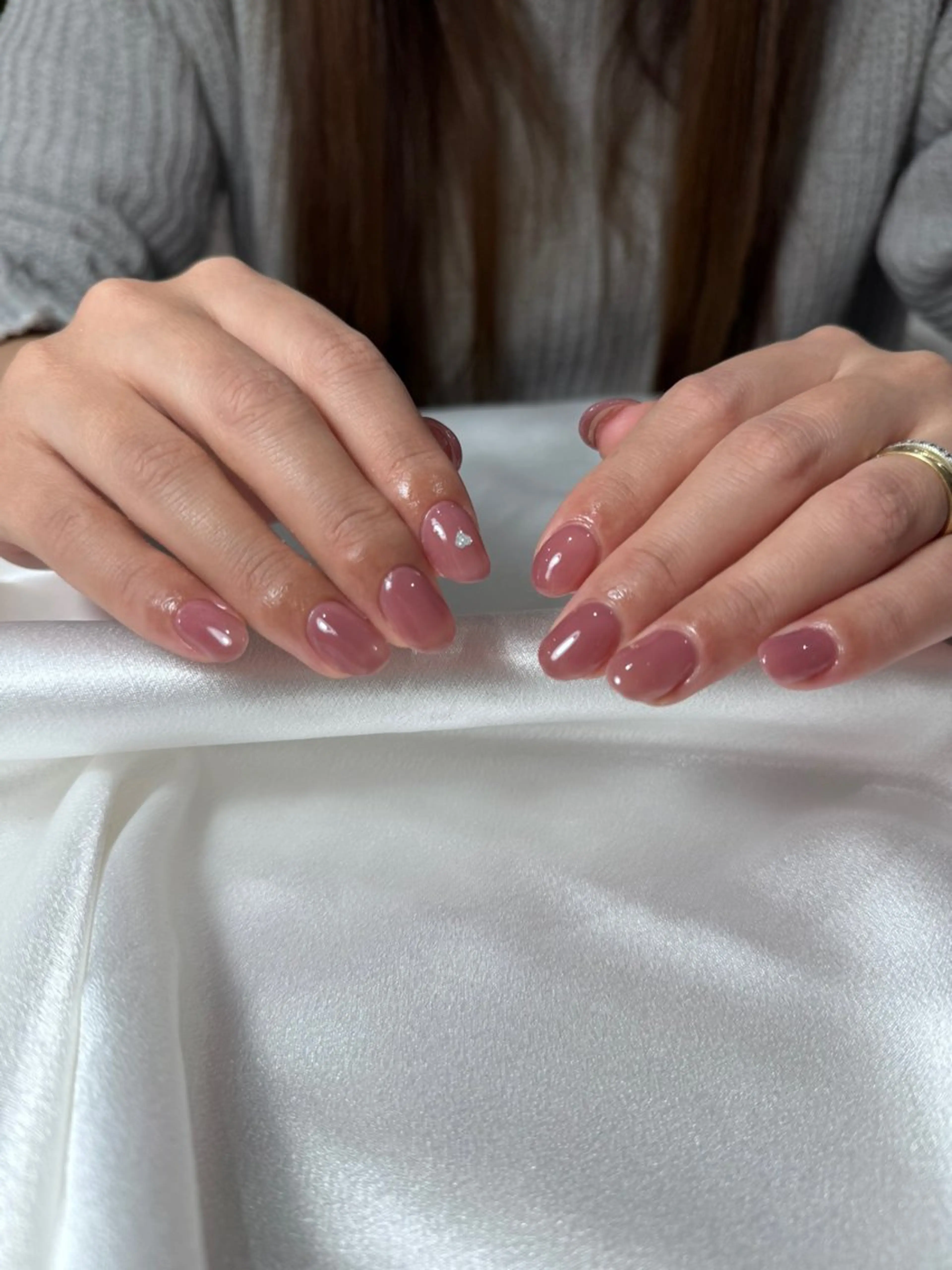 【ハンド】ワンカラーorラメグラデーションの写真