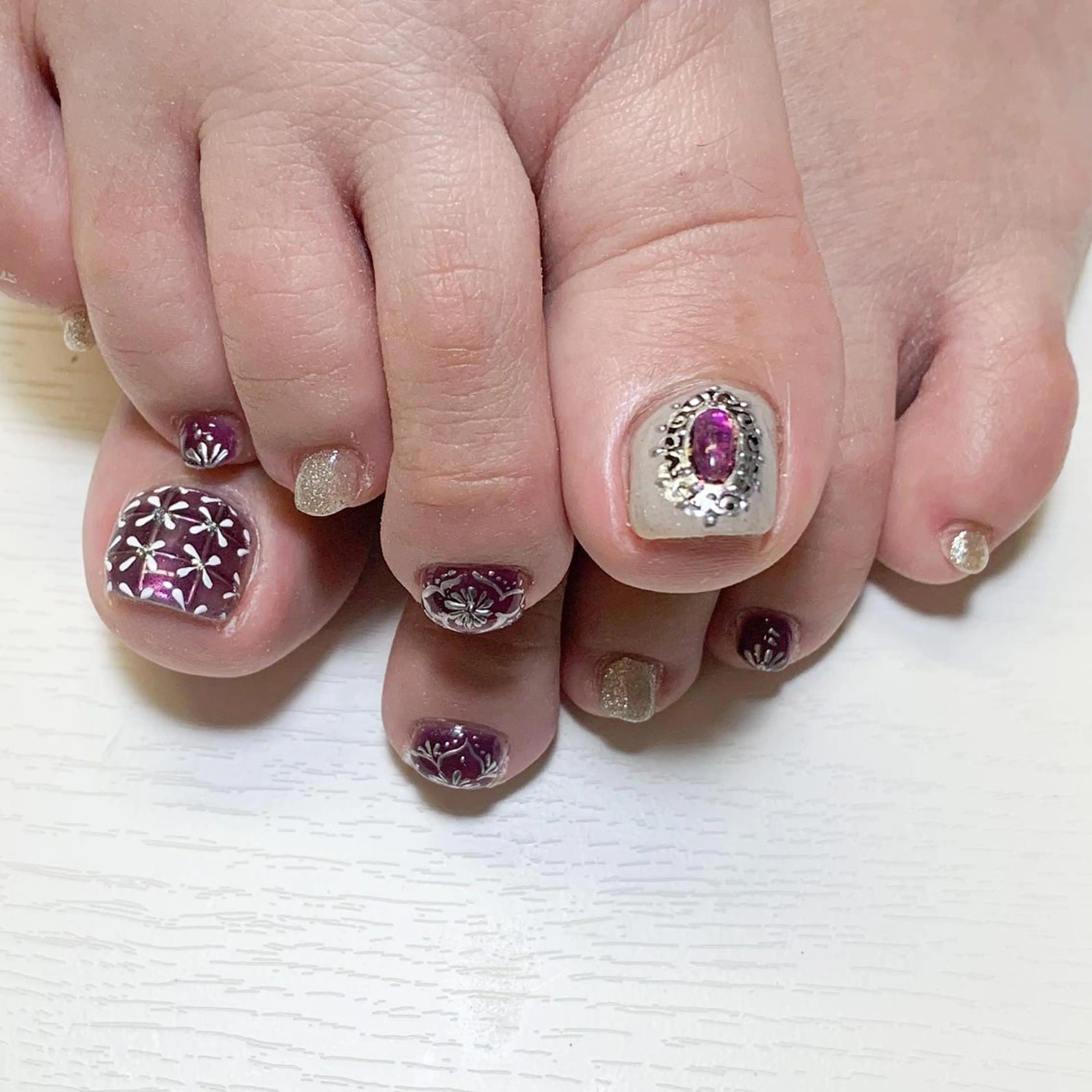 ネイル フットネイル FIORITURA aiのネイルデザイン