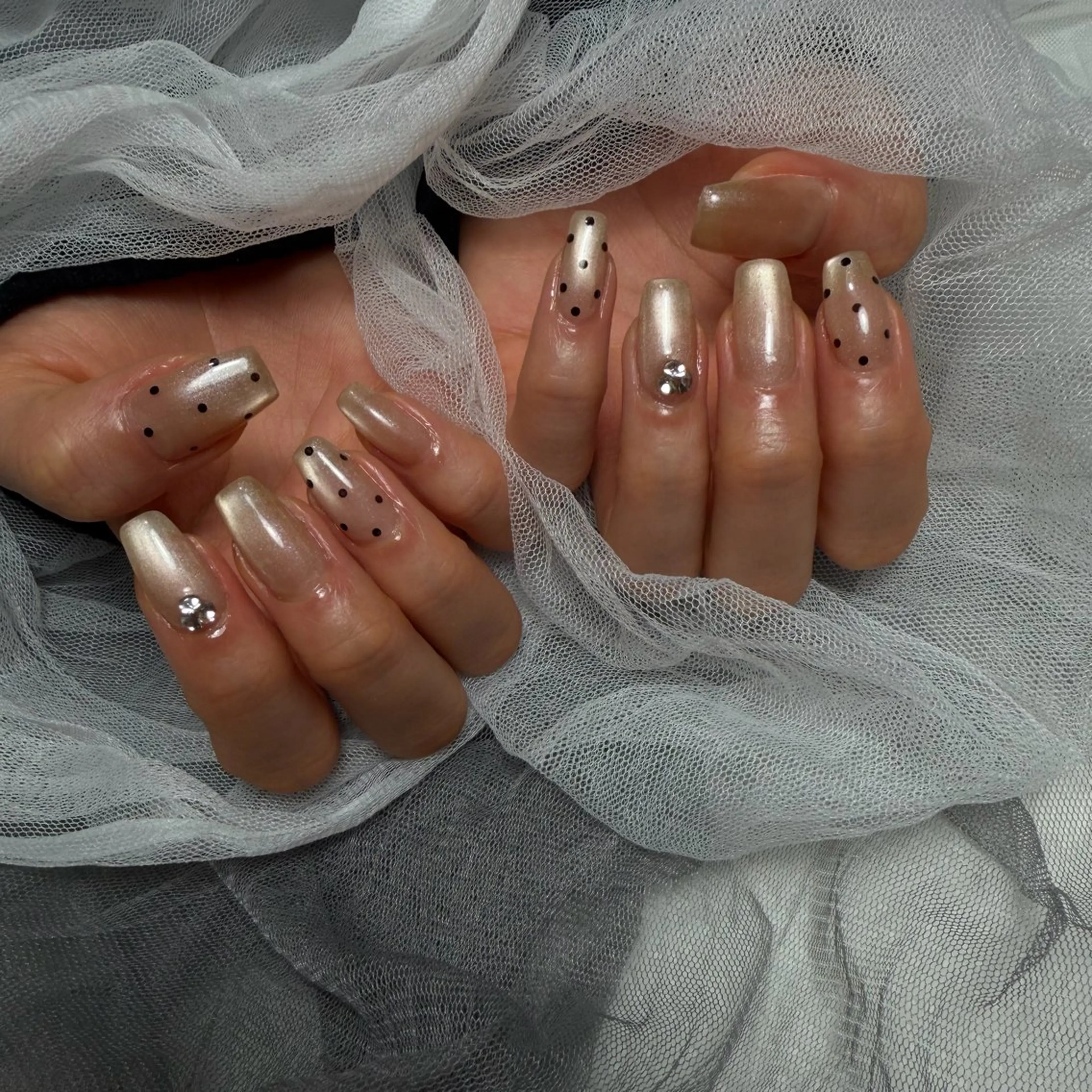 ネイル ハンドネイル 鈴木 るなのネイルデザイン