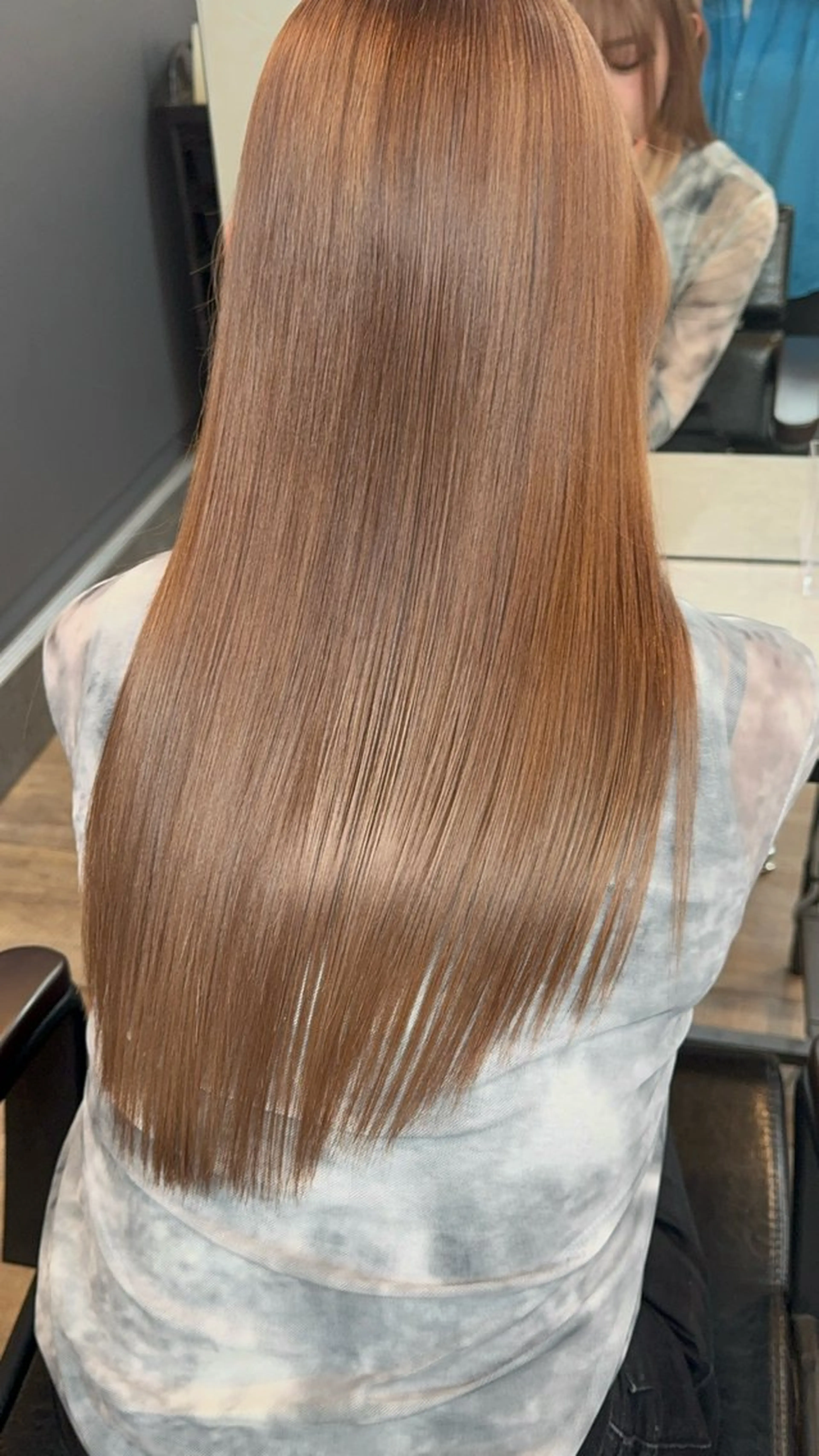 ロング 井上 彩加のヘアスタイル