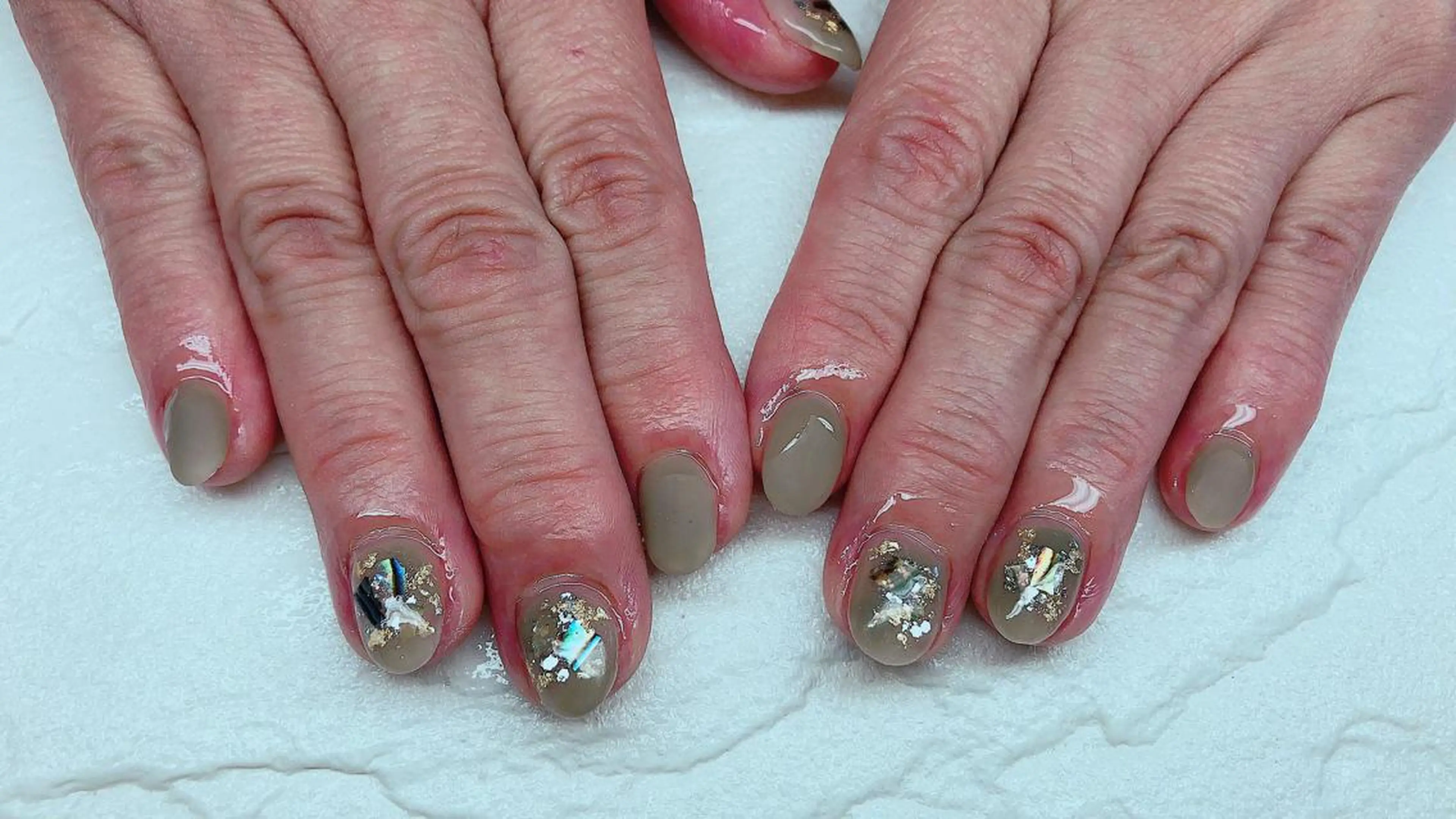 ネイル 内田 奈津美のネイルデザイン