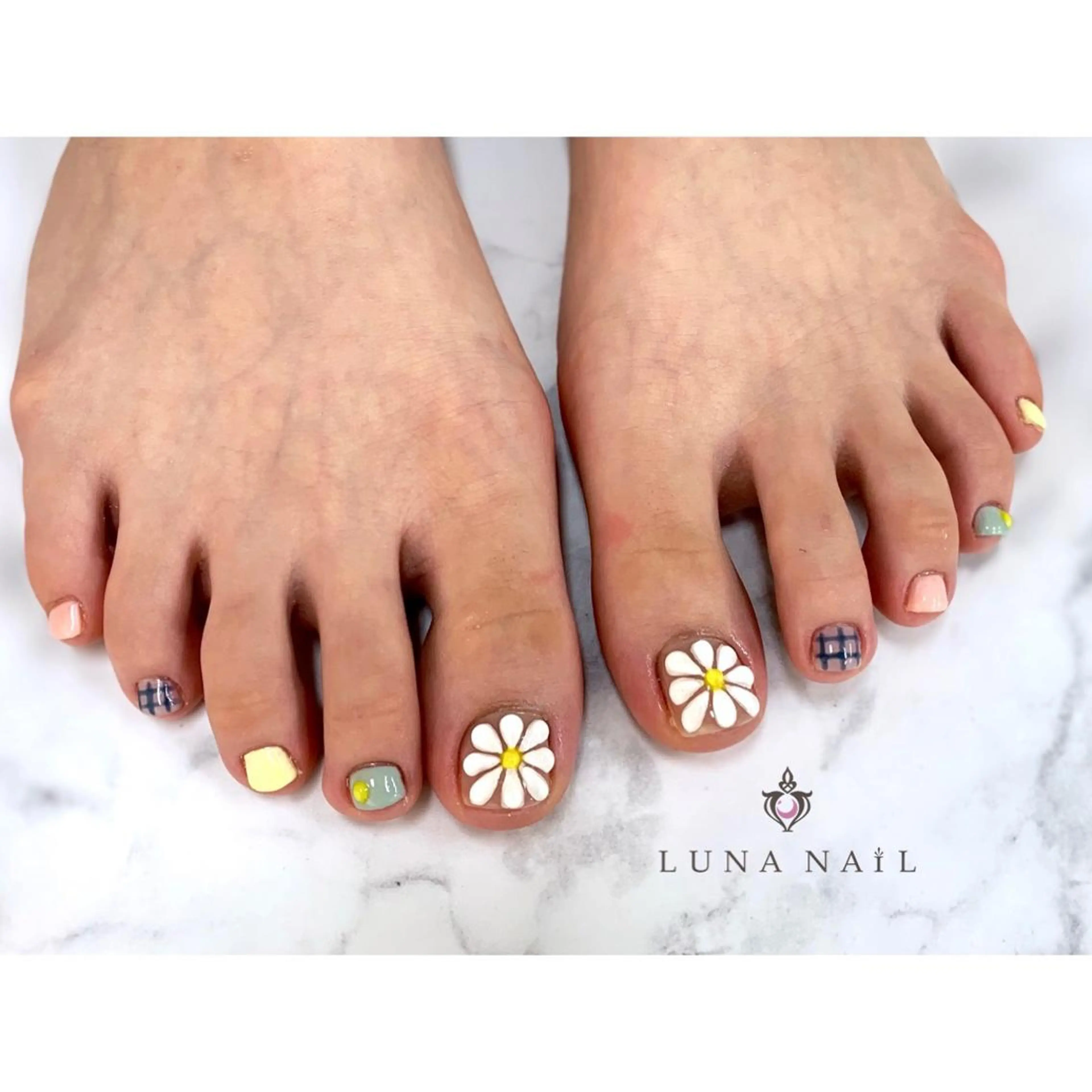 ネイル フットネイル いまむら あかりのネイルデザイン