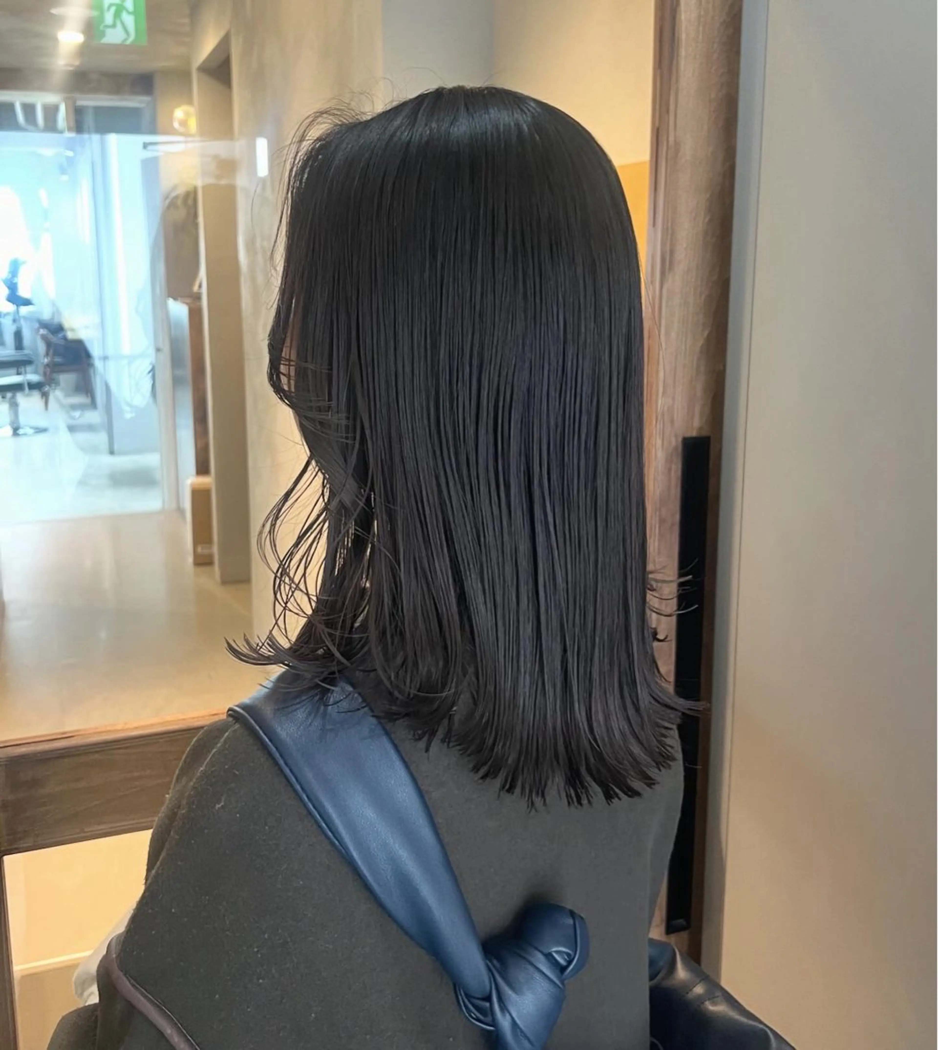 セミロング カラー グレージュ オリーブグレージュ オリーブグレー カット ヘアカラー トリートメント akane/ボブ /オリーブベージュのヘアスタイル