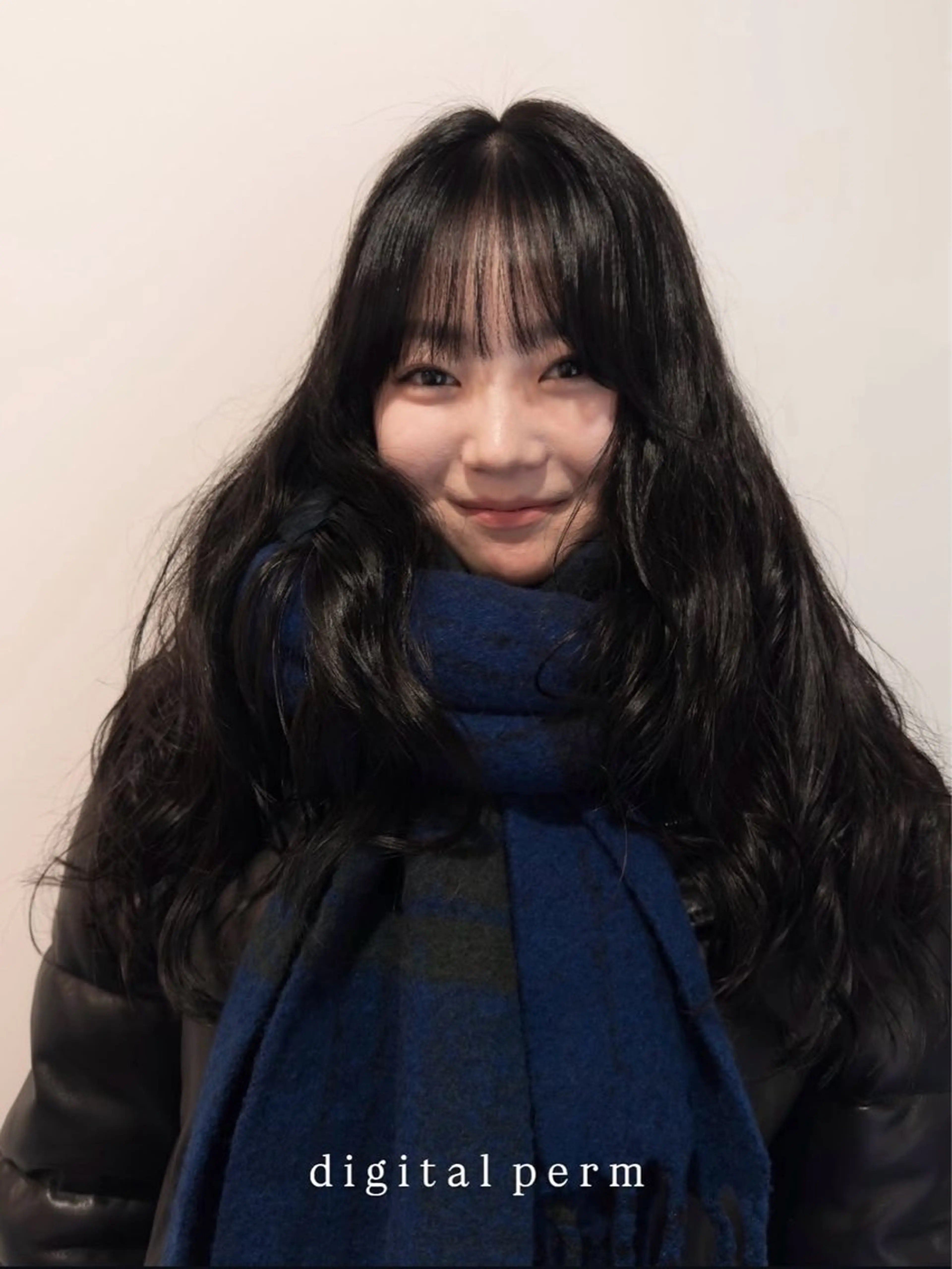 ロング パーマ くびれヘア 顔周りカット 韓国風ヘア レイヤーカット ロング カット パーマ レイヤーカット 大名　sakiのヘアスタイル