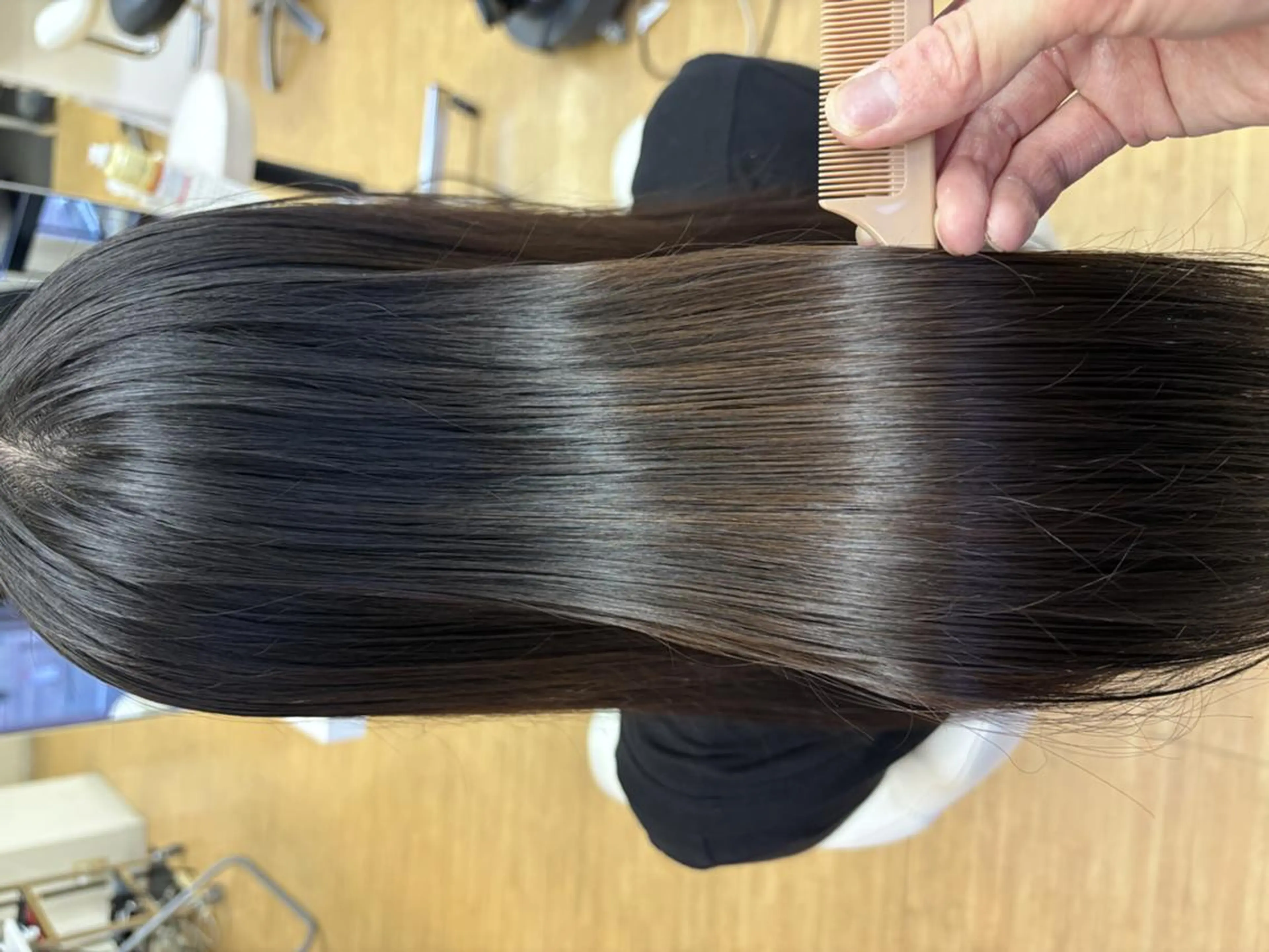 セミロング レイヤーカット トリートメント 酸熱トリートメント カット トリートメント 吉田 恒のヘアスタイル