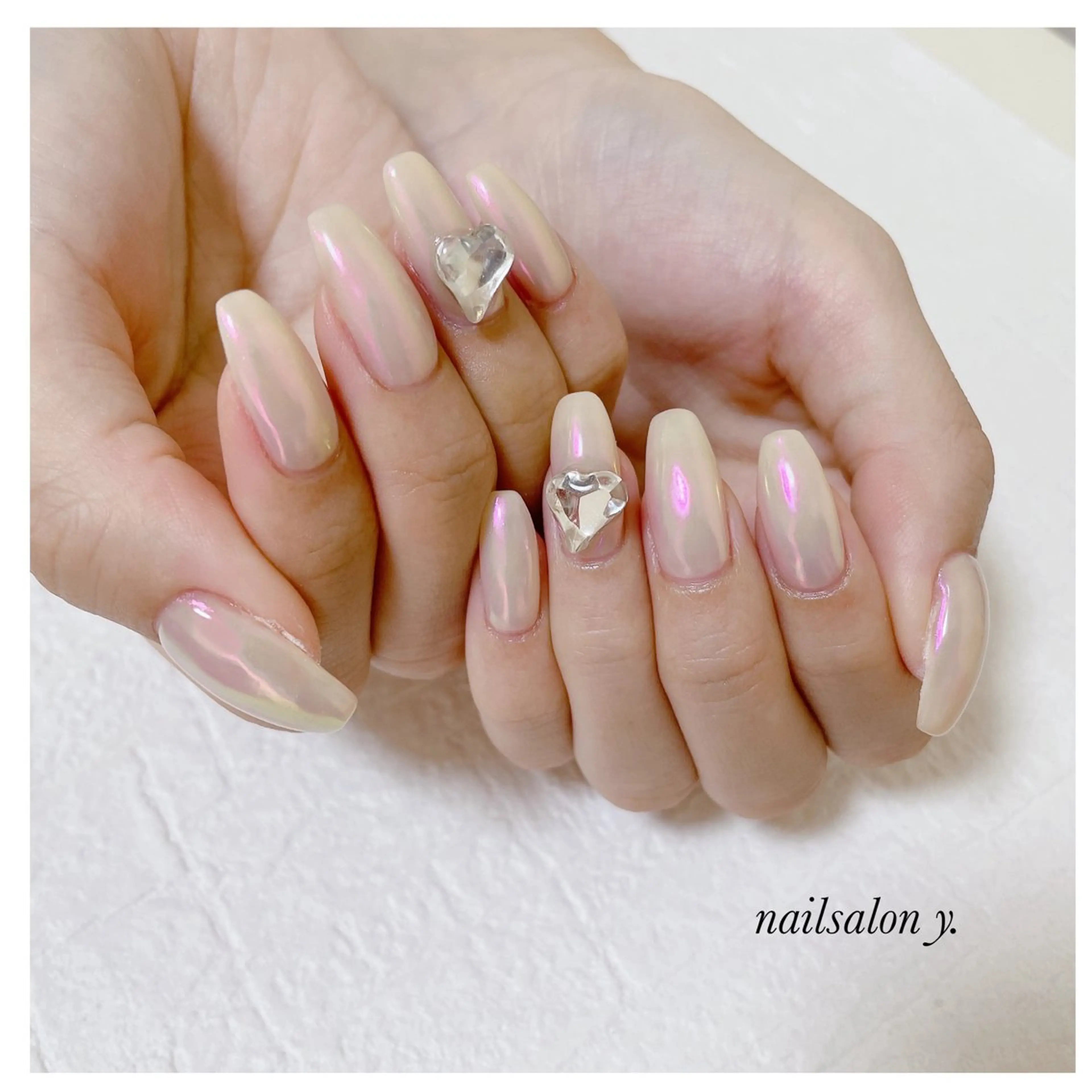 ネイル ハート ミラーネイル nailsalon y.のネイルデザイン