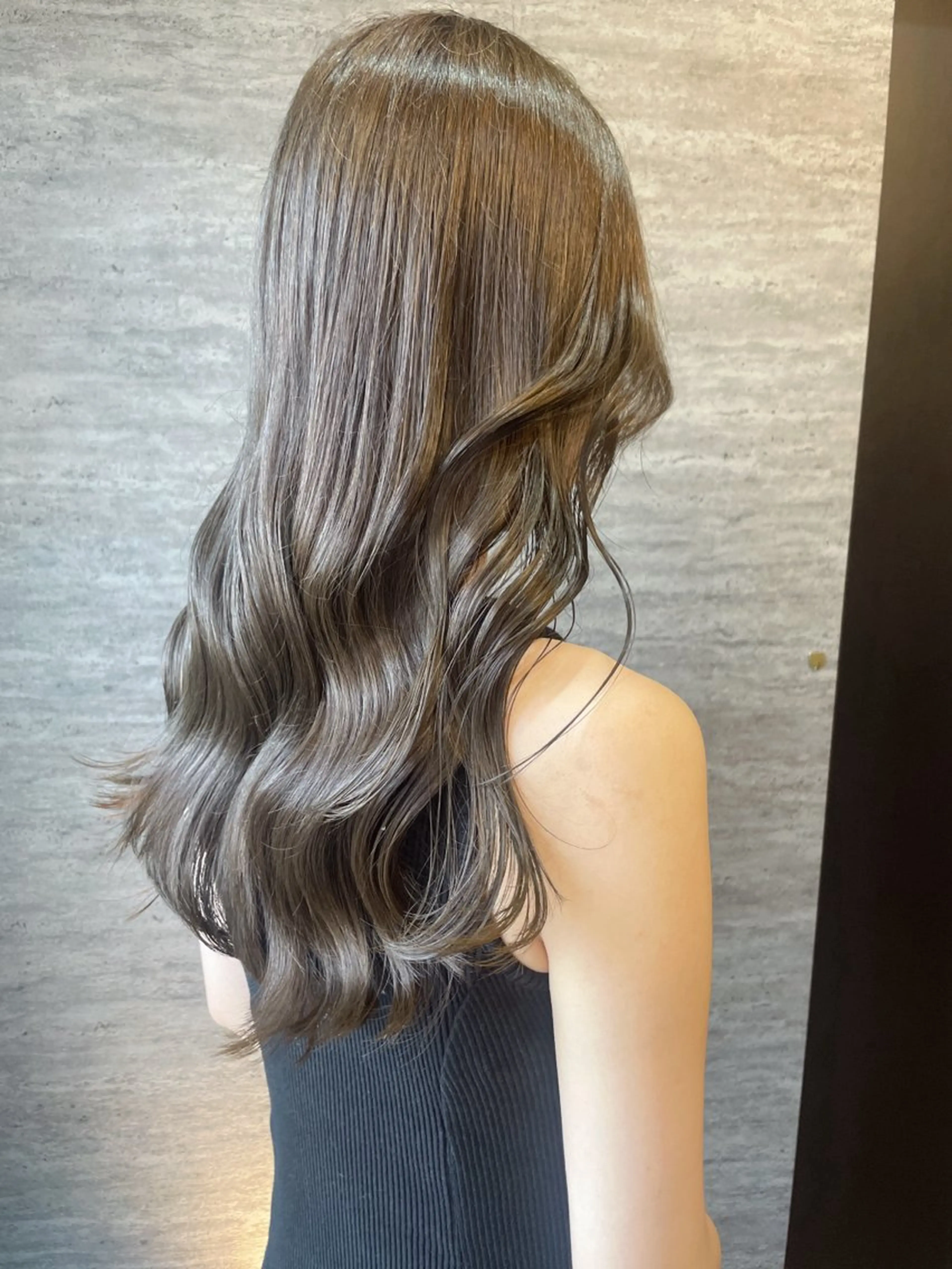 ロング JIEN MIUのヘアスタイル