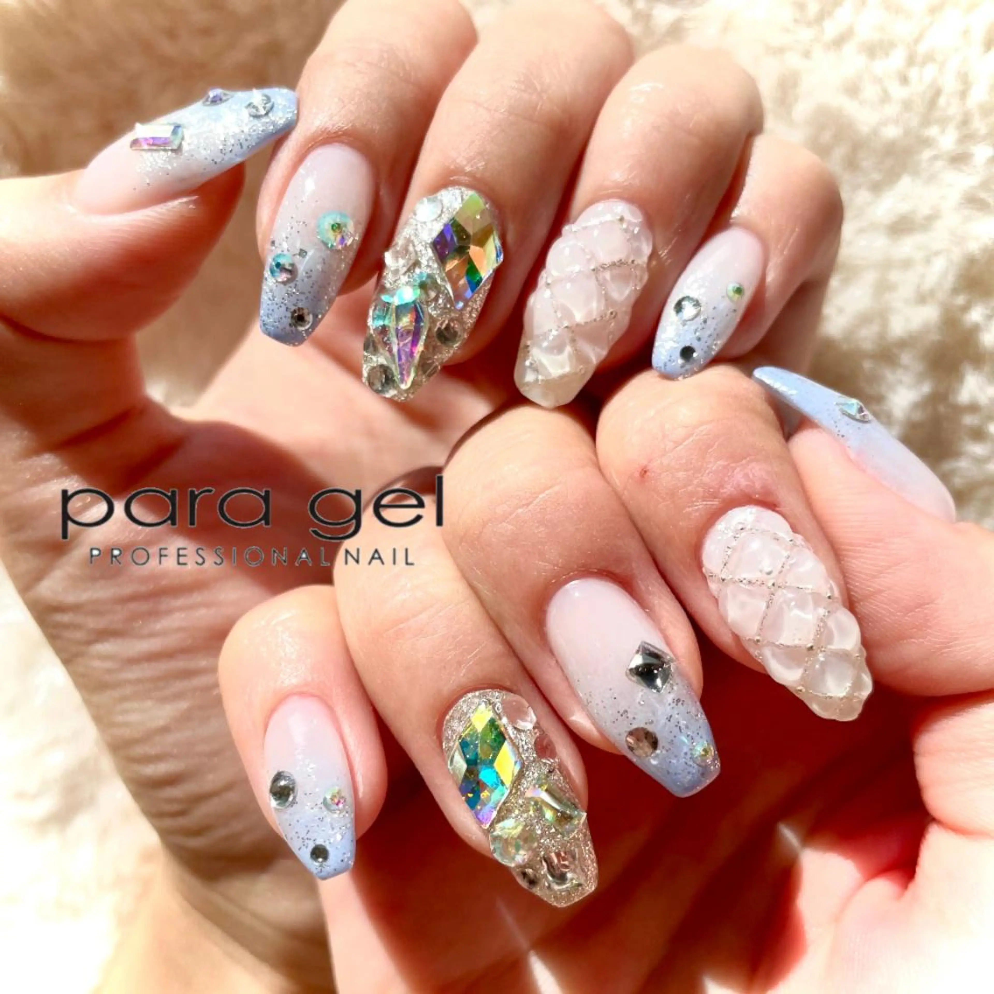 ネイル ワンホンネイル ハンドネイル Bianca🎀 ONODERAのネイルデザイン