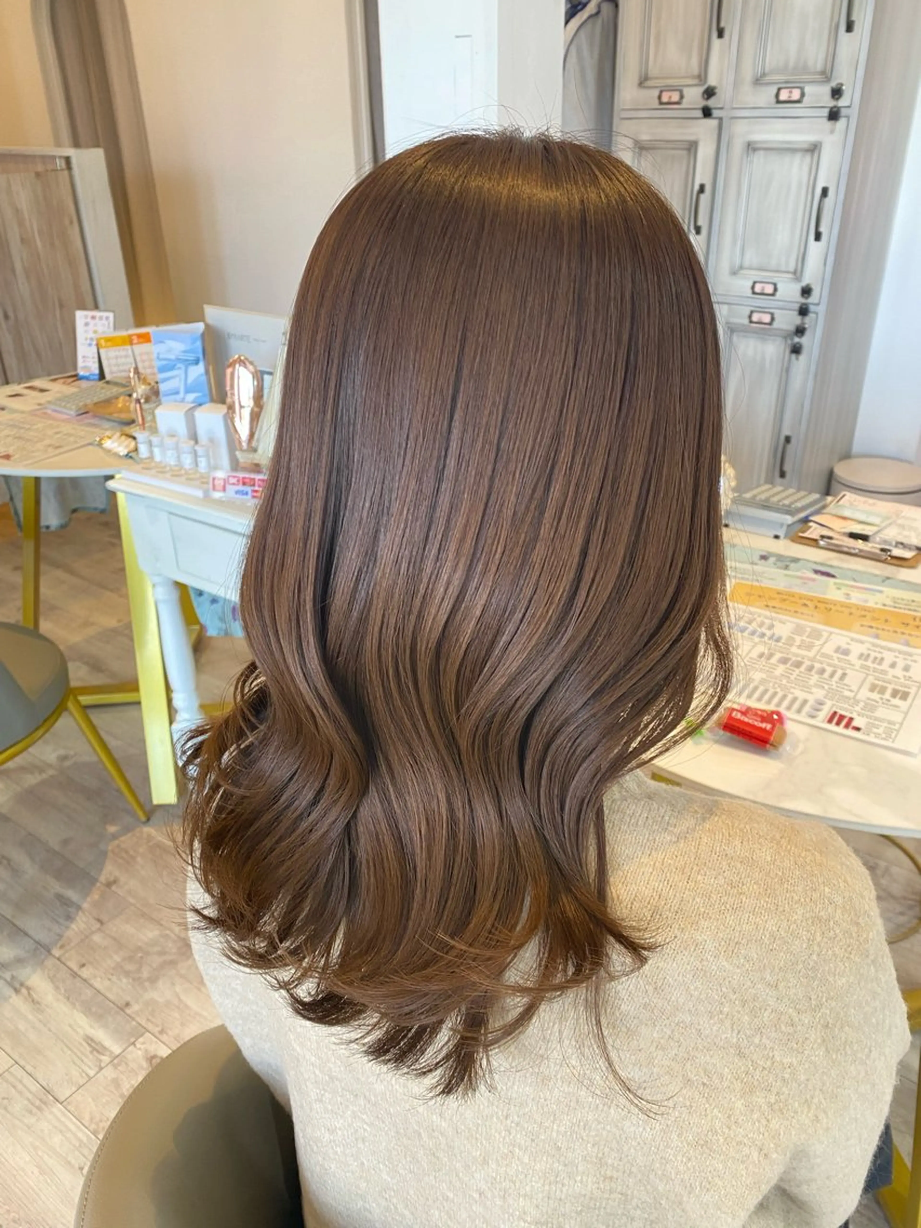セミロング レイヤーカット かまだ しおりのヘアスタイル