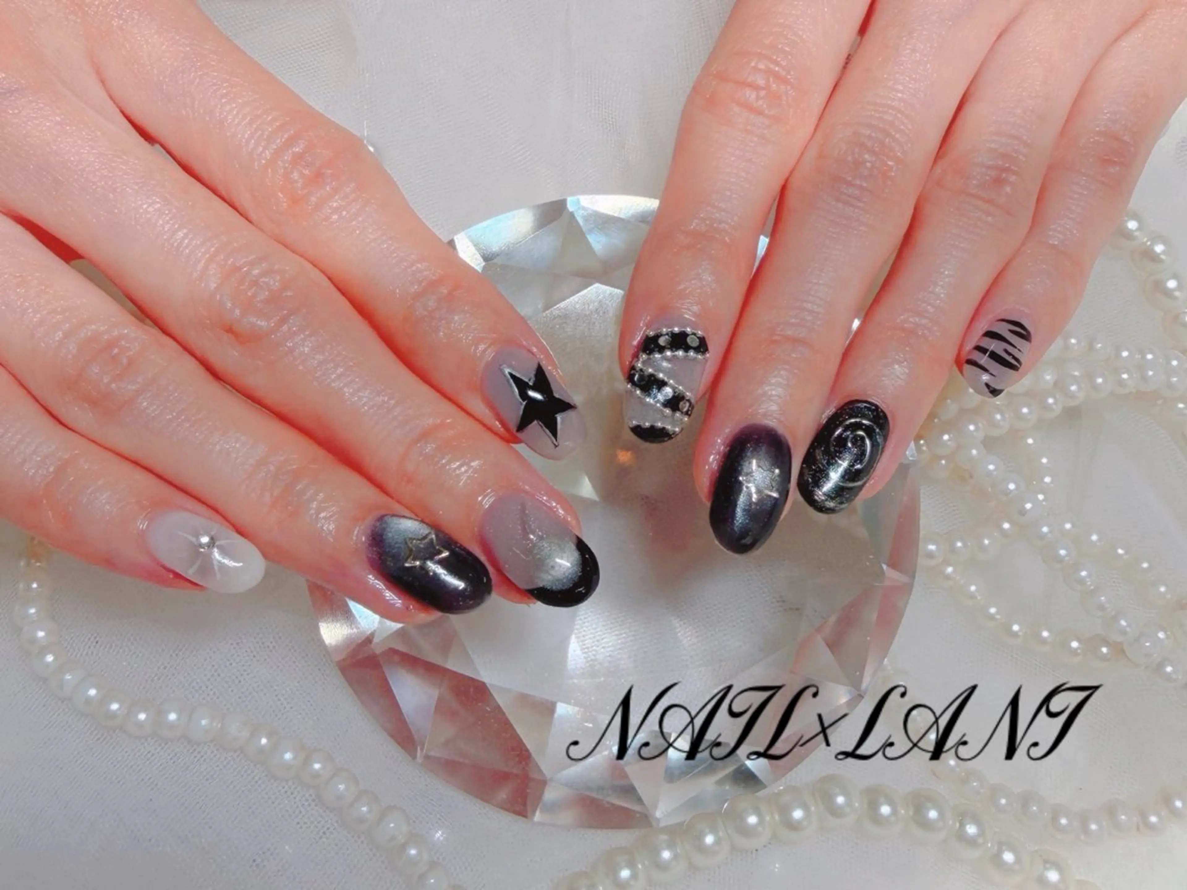 ネイル フットネイル ジェルネイル マグネットネイル パラジェル 一之瀬 柚季のネイルデザイン