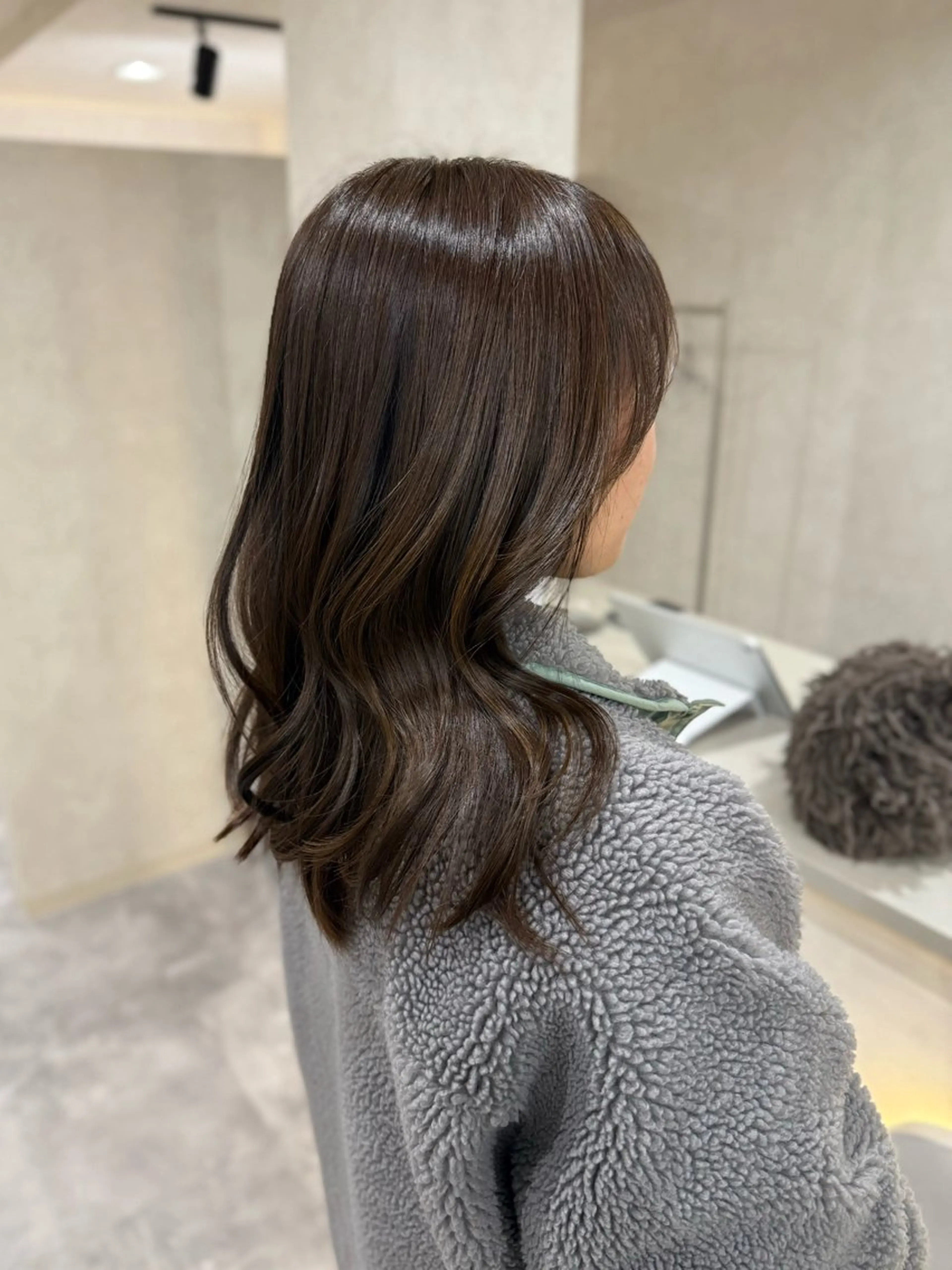 セミロング カット ヘアカラー ☁️髪質改善サロン WHITE🫧miuのヘアスタイル