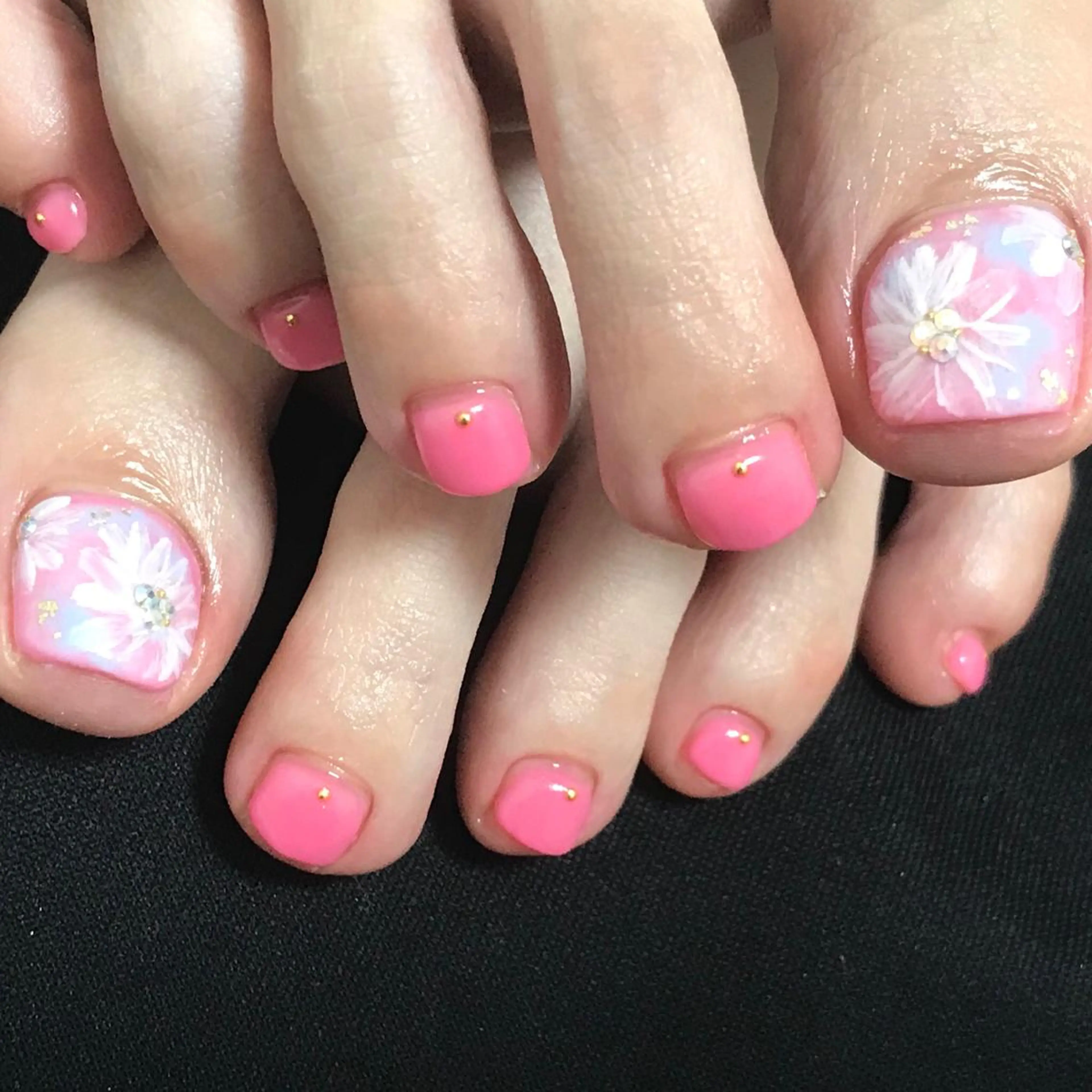 ネイル フラワーネイル ピンク フットネイル ステラ marikominoのネイルデザイン