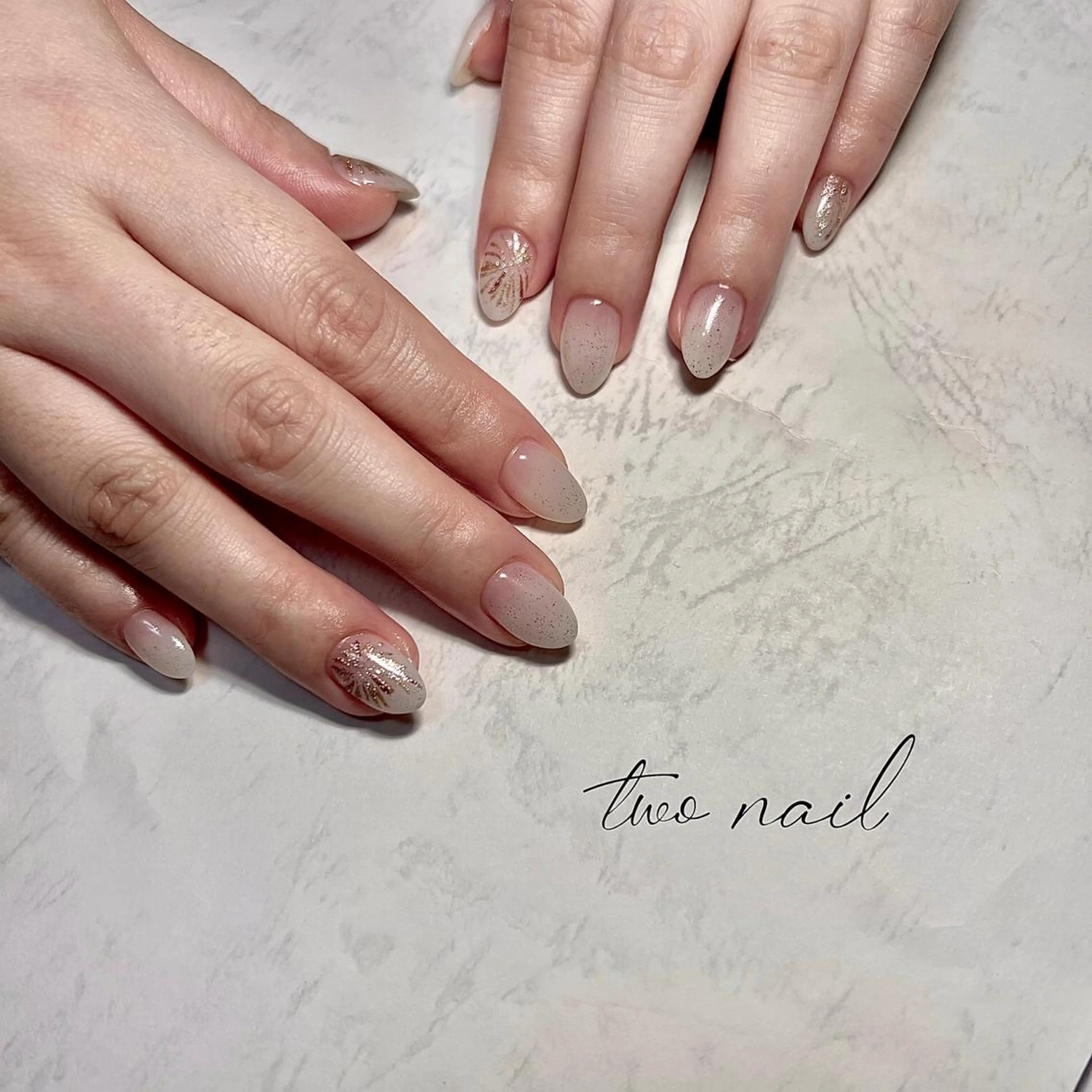 ネイル アートネイル フットネイル ハート ニュアンスネイル ホワイト ハンドネイル two nailのネイルデザイン