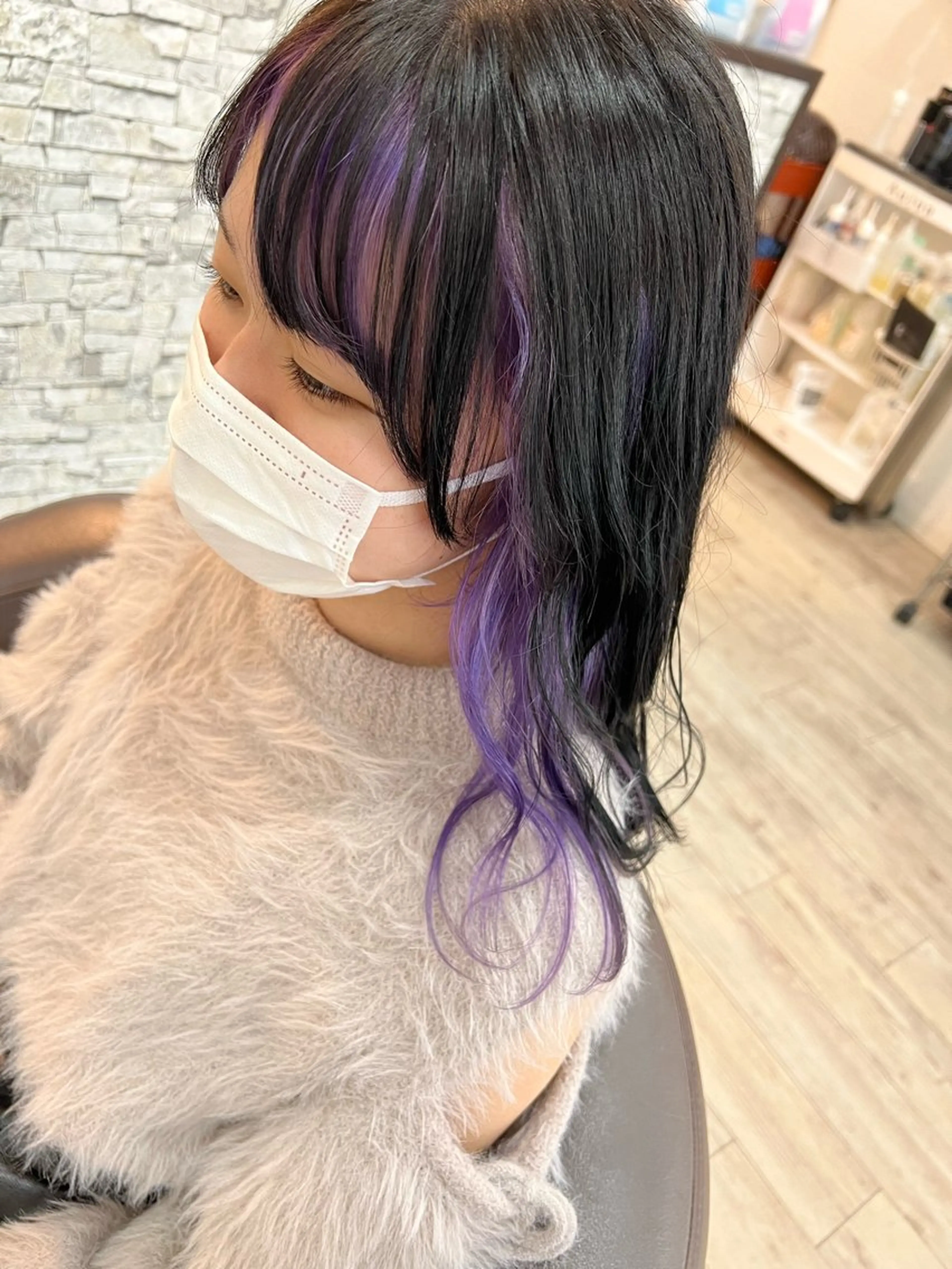 ミディアム カラー パープルカラー カット ヘアカラー メテオ ／ヘアカラー 西川菜実のヘアスタイル