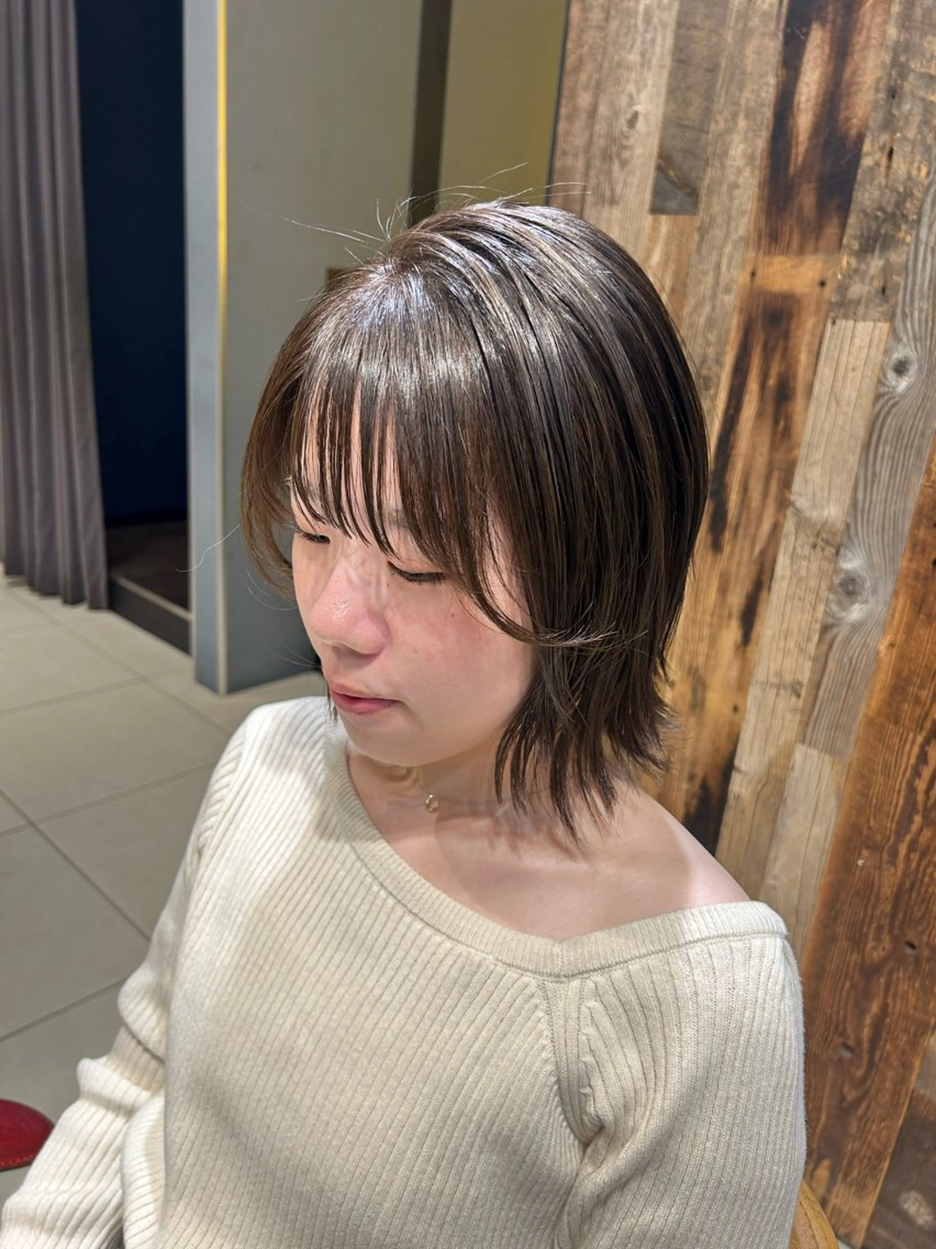 ミディアム カラー オリーブカラー カット ヘアカラー EARTH AOBADAIのヘアスタイル