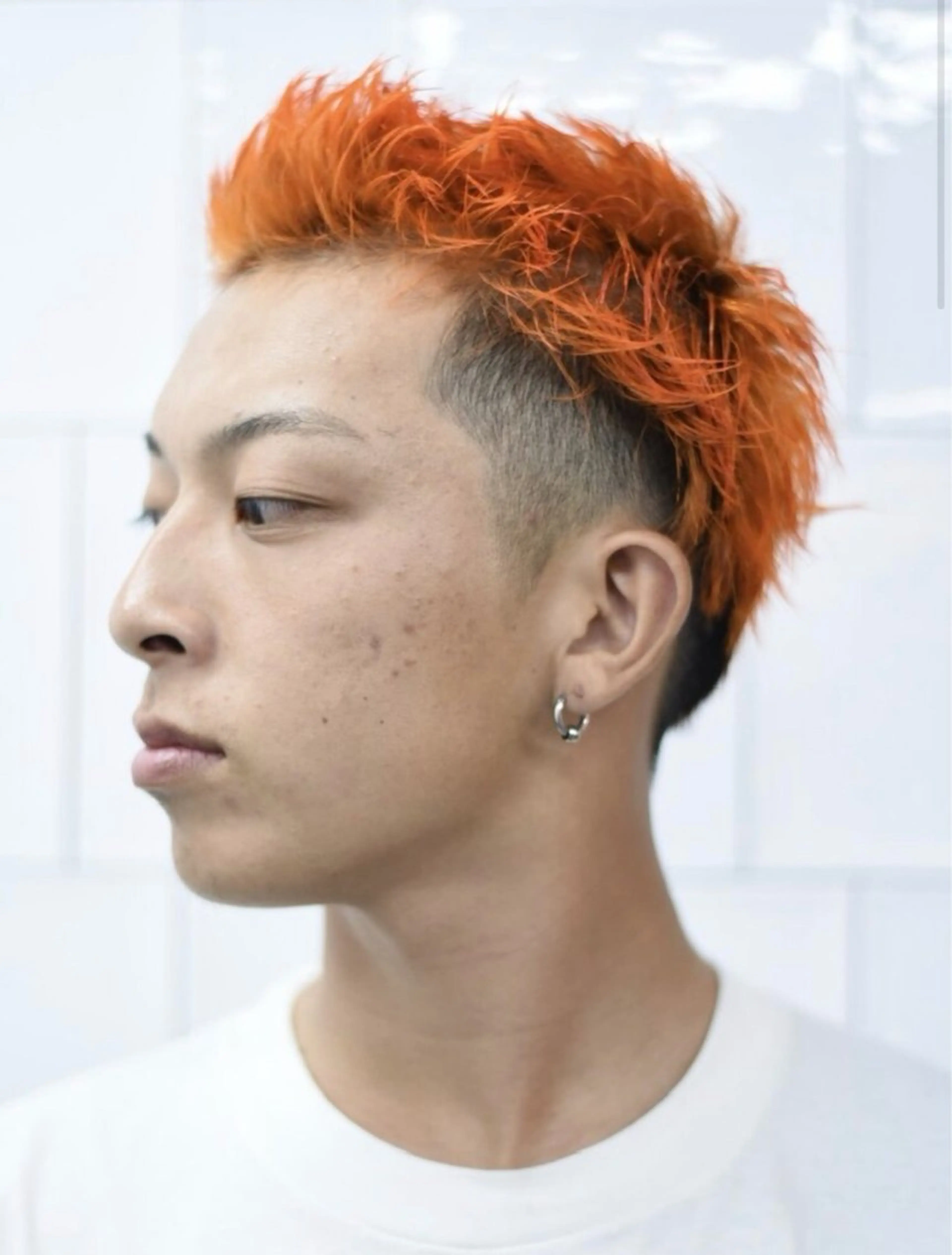 ショート カラー メンズ オレンジ 永戸 新汰のヘアスタイル