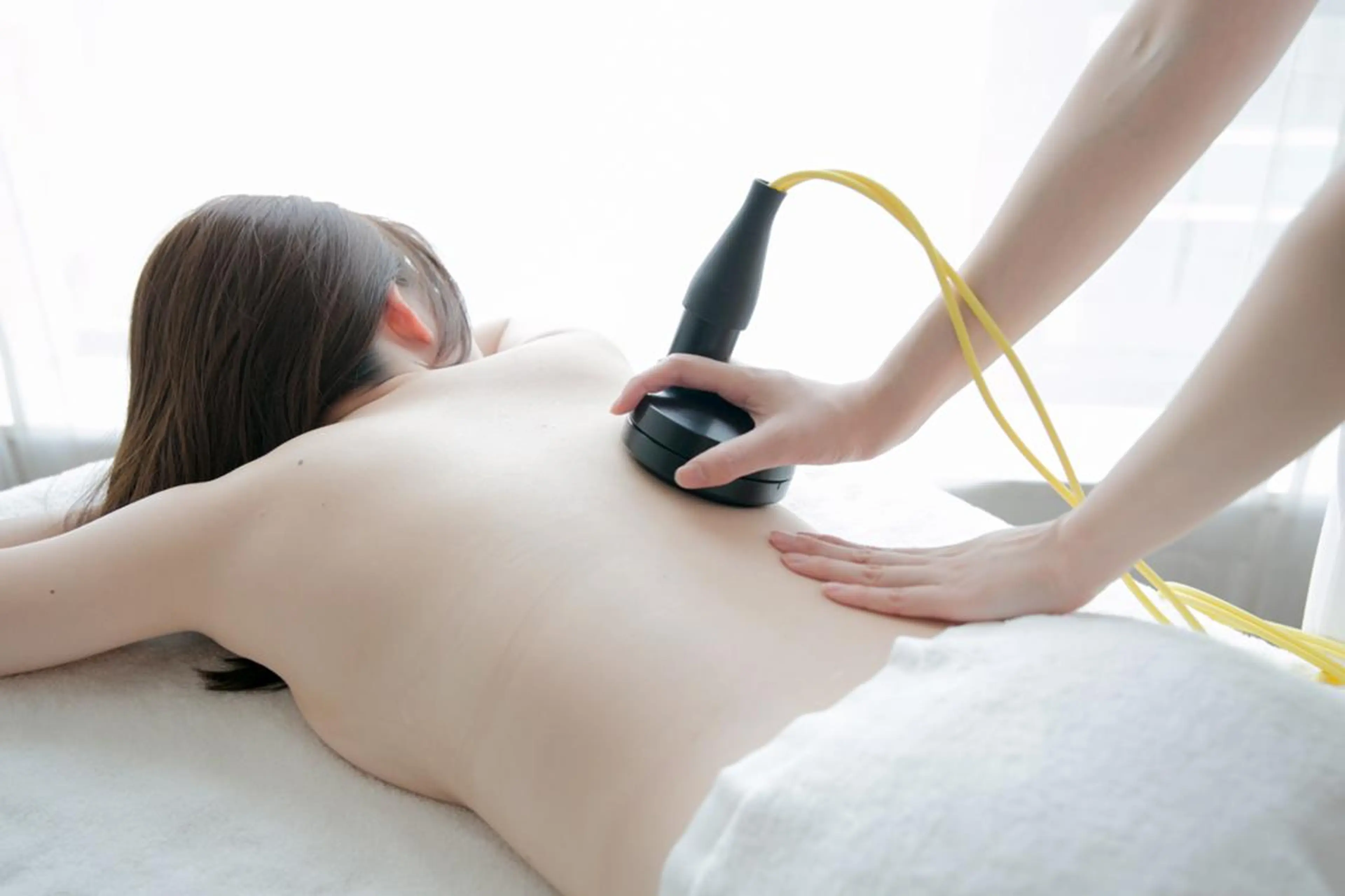 【上半身】落ちにくいお腹周り・二の腕・背中の脂肪をガッツリ撃退!60分4000円の写真