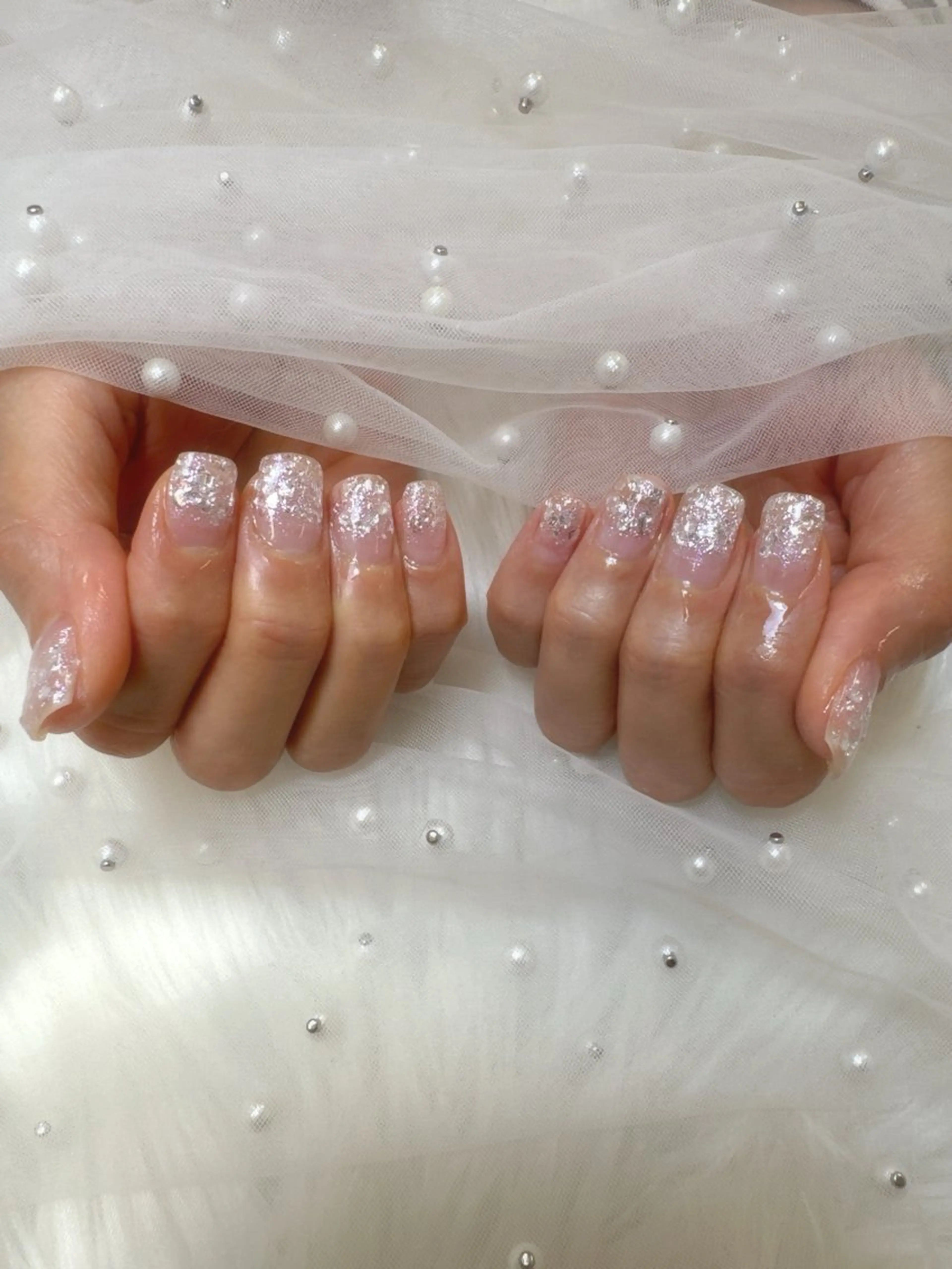 ネイル フレンチネイル ガラスフレンチ マグネットネイル 持ち込み ニュアンスネイル ハンドネイル Queeens nailのネイルデザイン