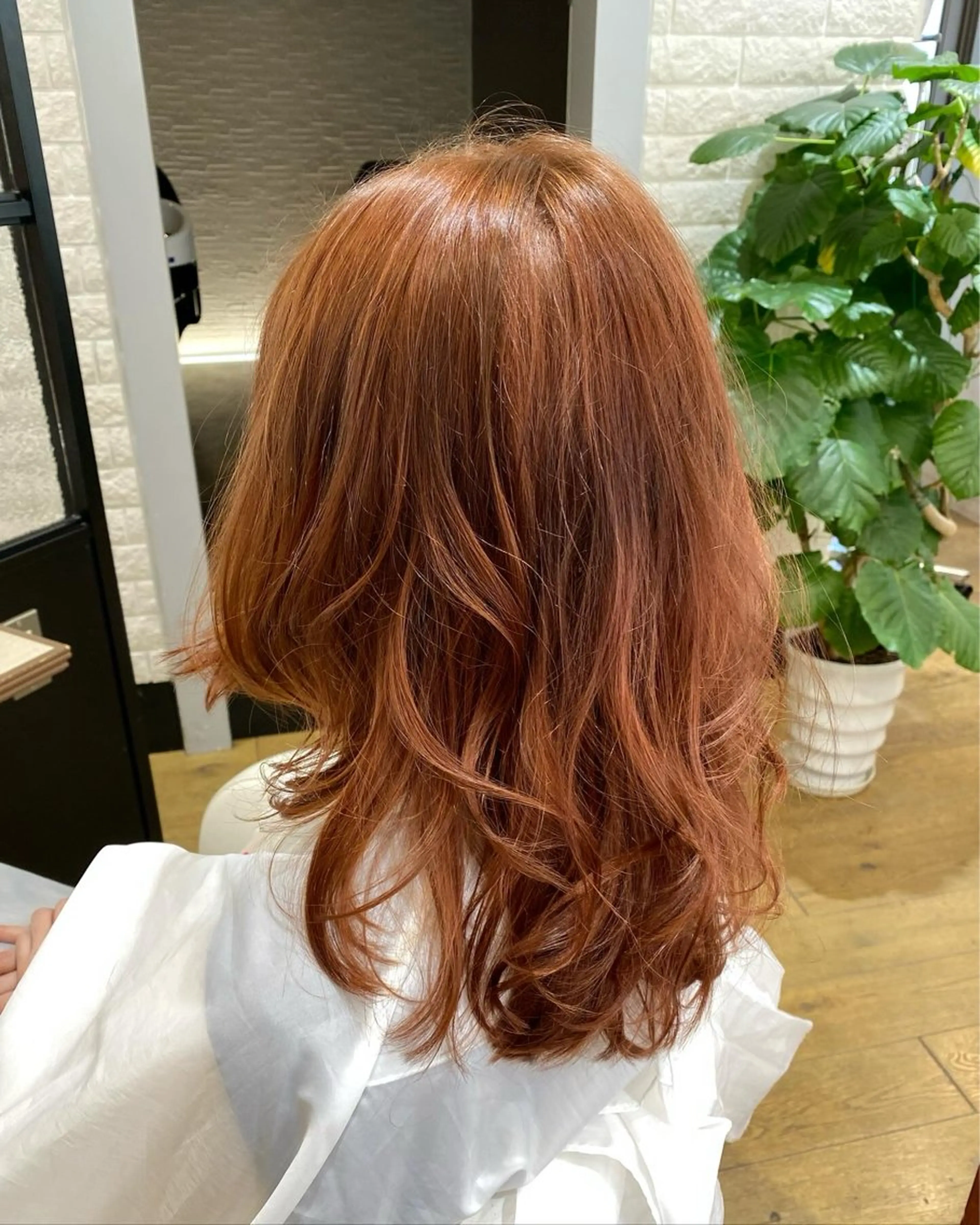 セミロング レイヤーカット カット ヘアカラー トリートメント 艶感🫧透明感カラー YUKARIのヘアスタイル