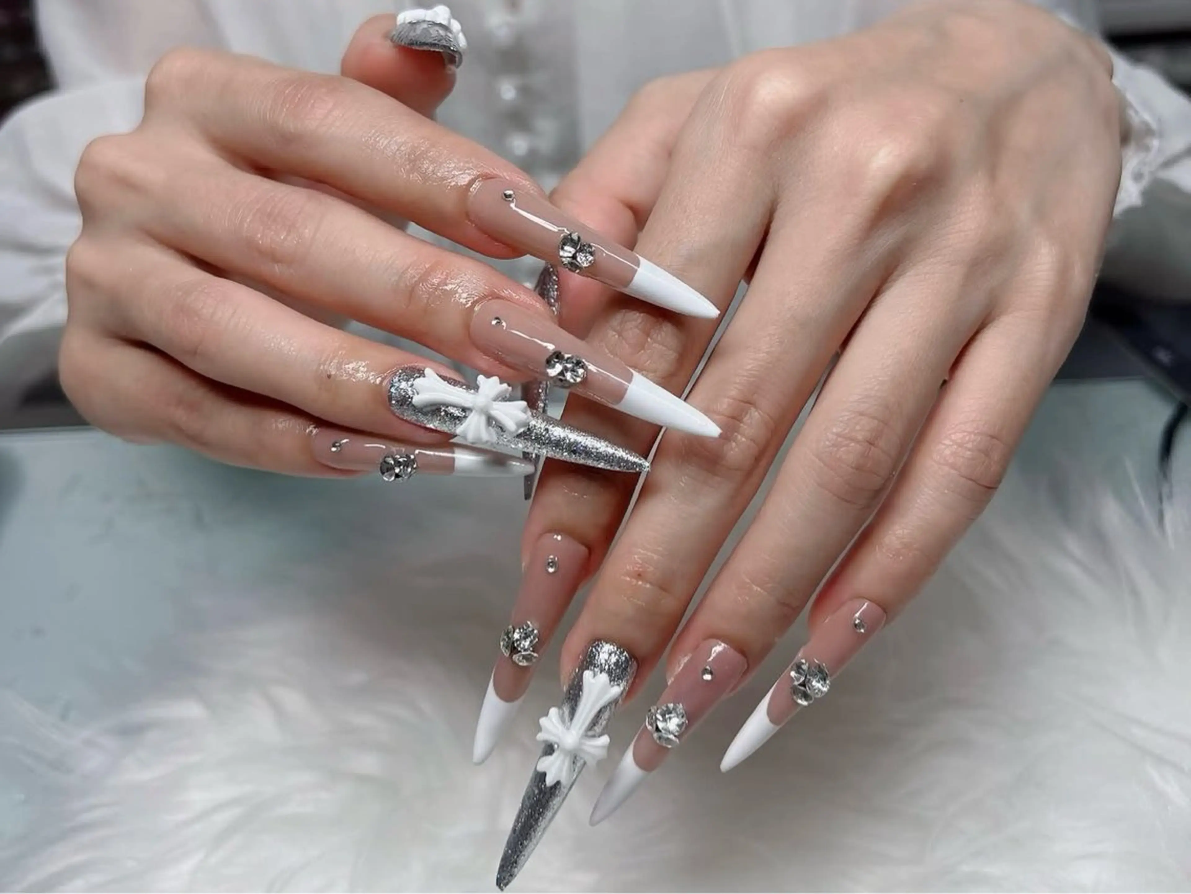 ネイル Mira Nail Studioのネイルデザイン