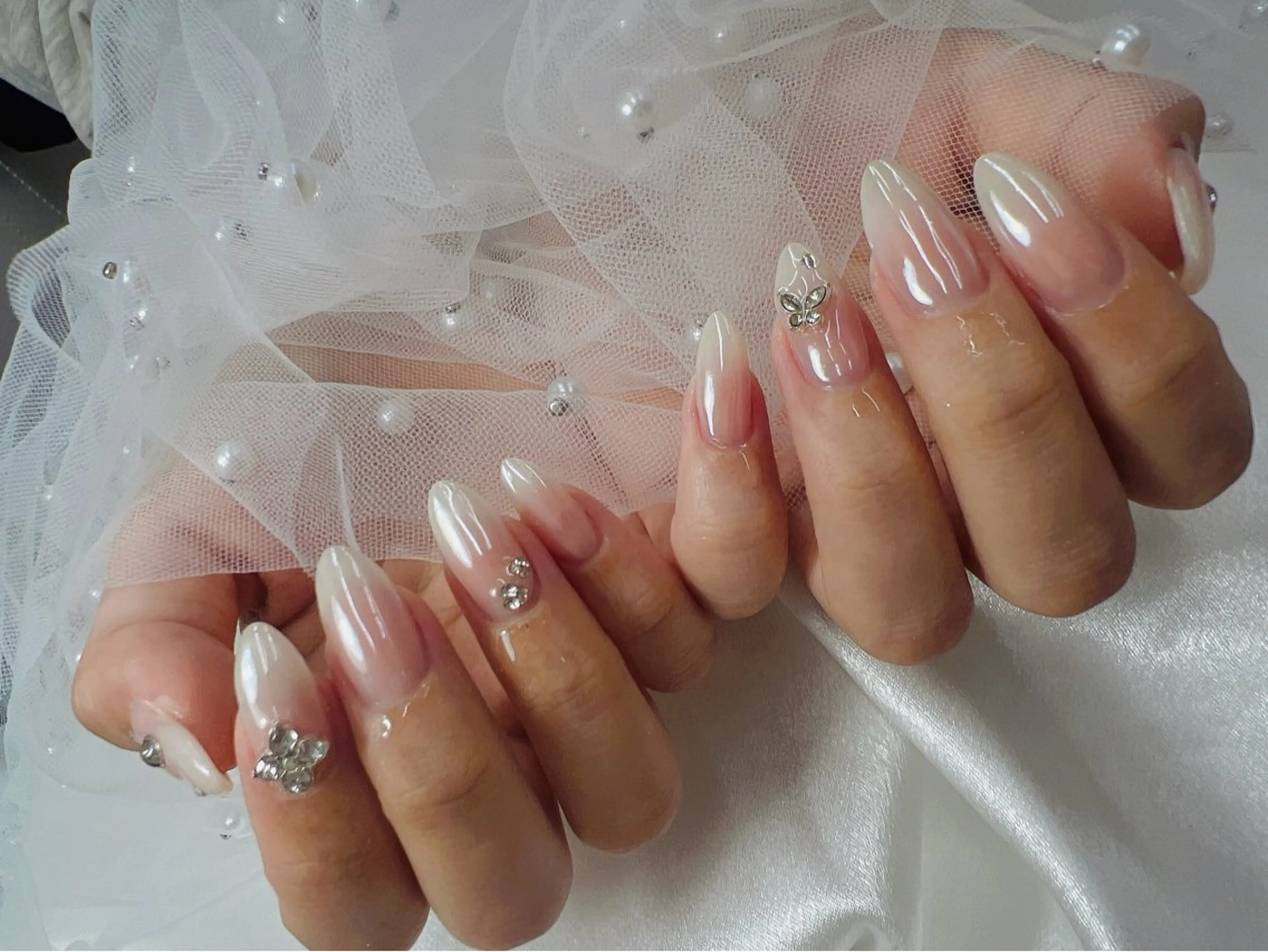 ネイル グラデーション ミラーネイル ハンドネイル bijou nails 蓮のネイルデザイン