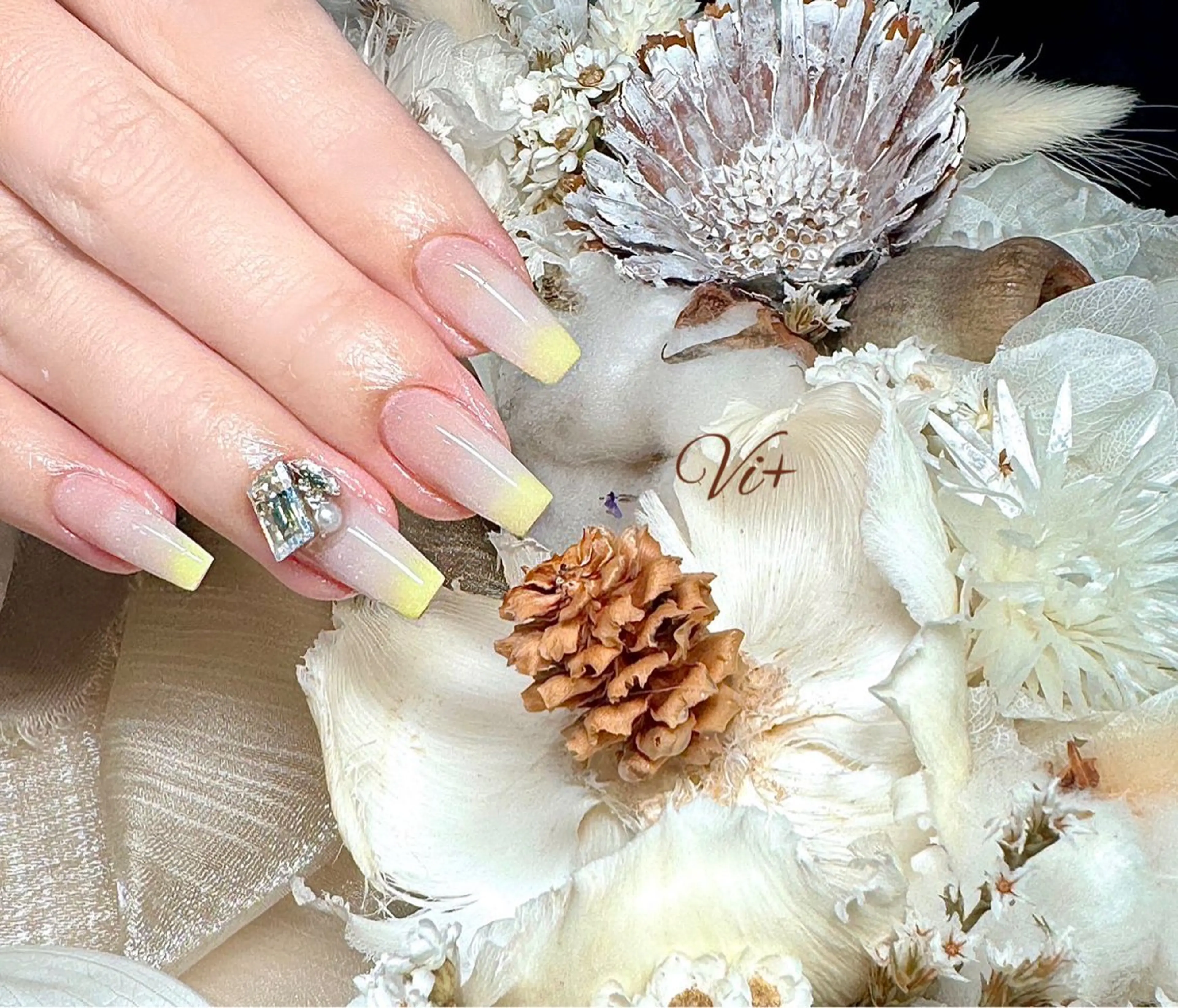 ネイル ハンドネイル ✨Nailsalon Vi+✨のネイルデザイン