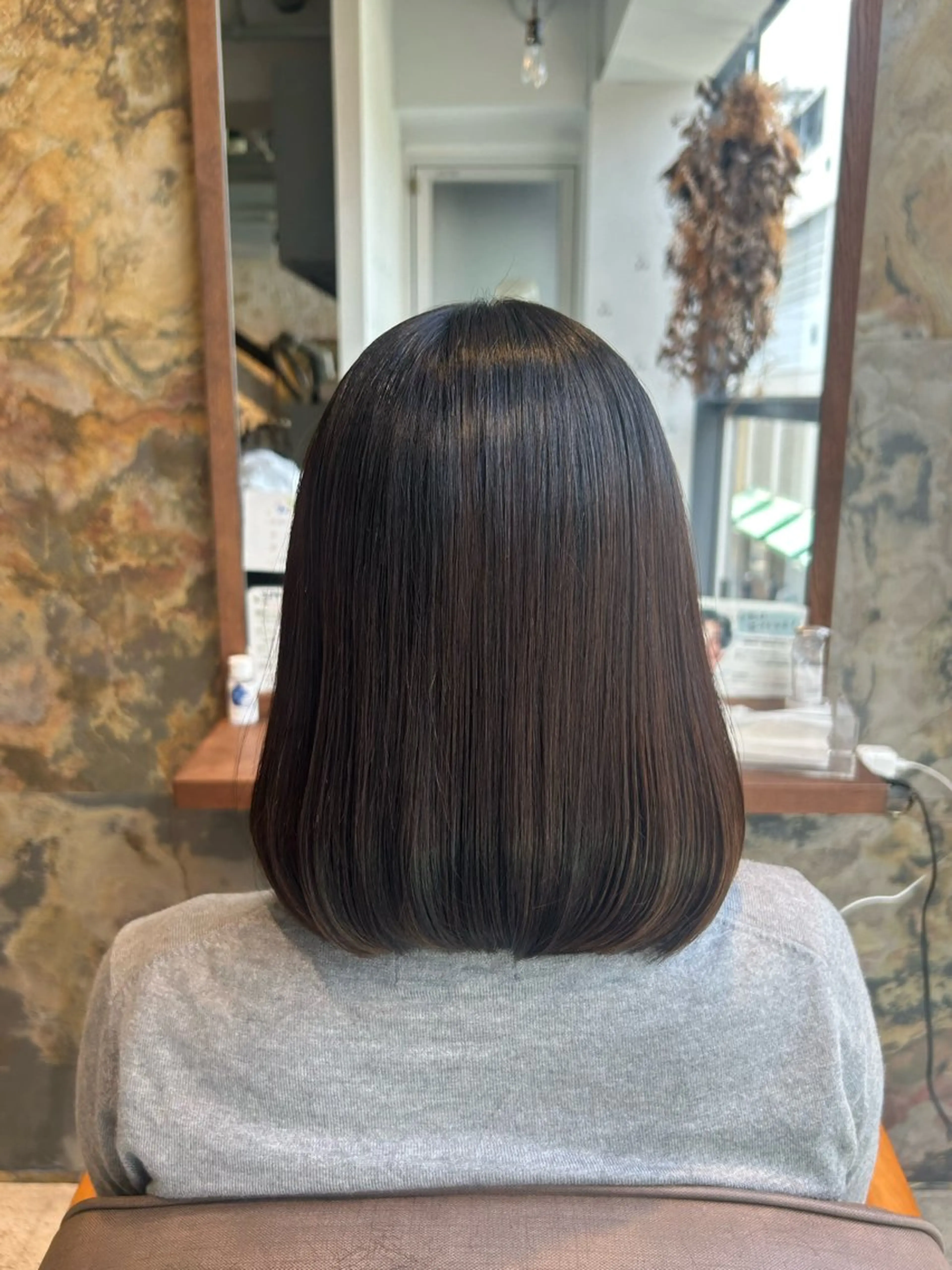 ミディアム 和田 あやかのヘアスタイル