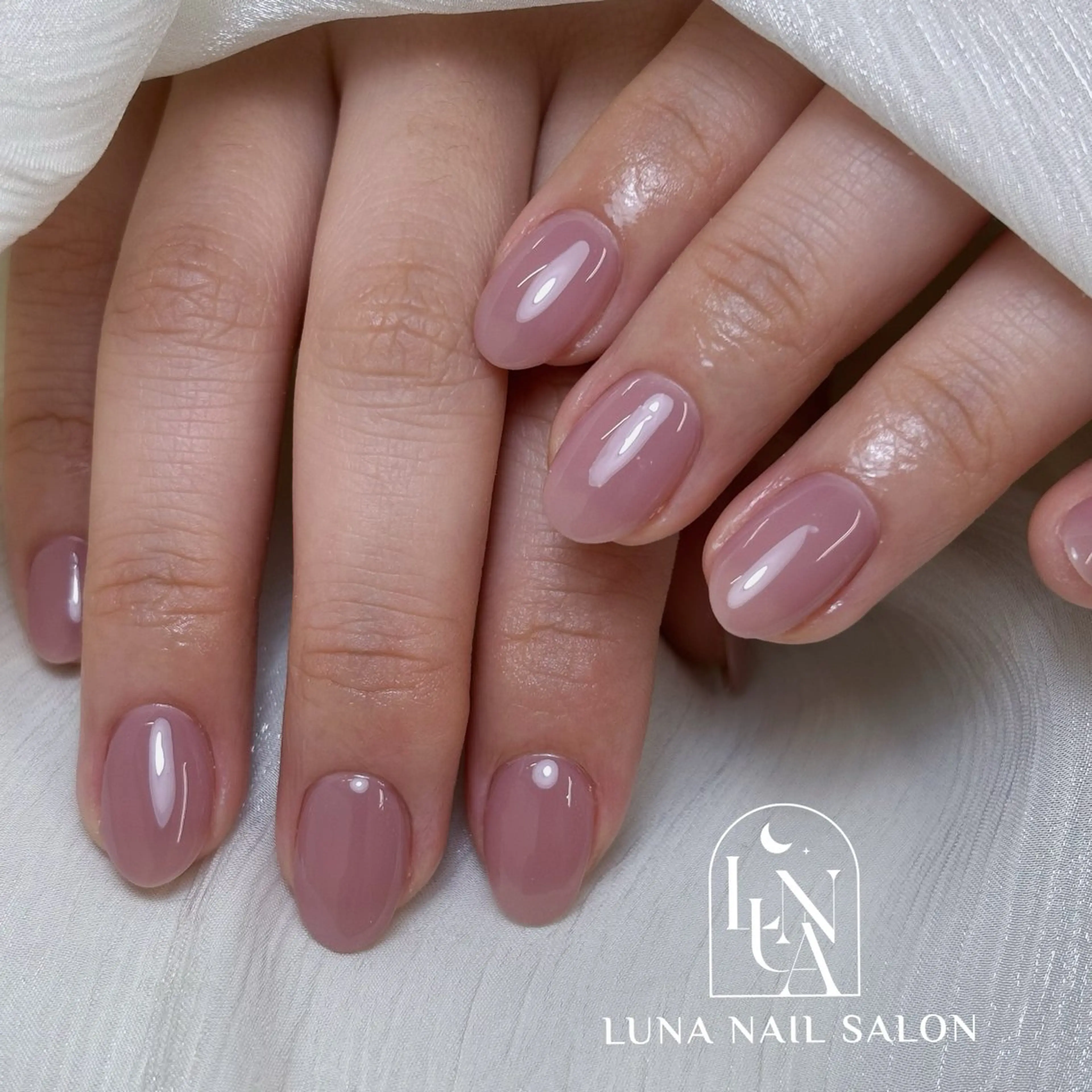 ネイル ハンドネイル ハンドケア LUNA Nail salon💕のネイルデザイン