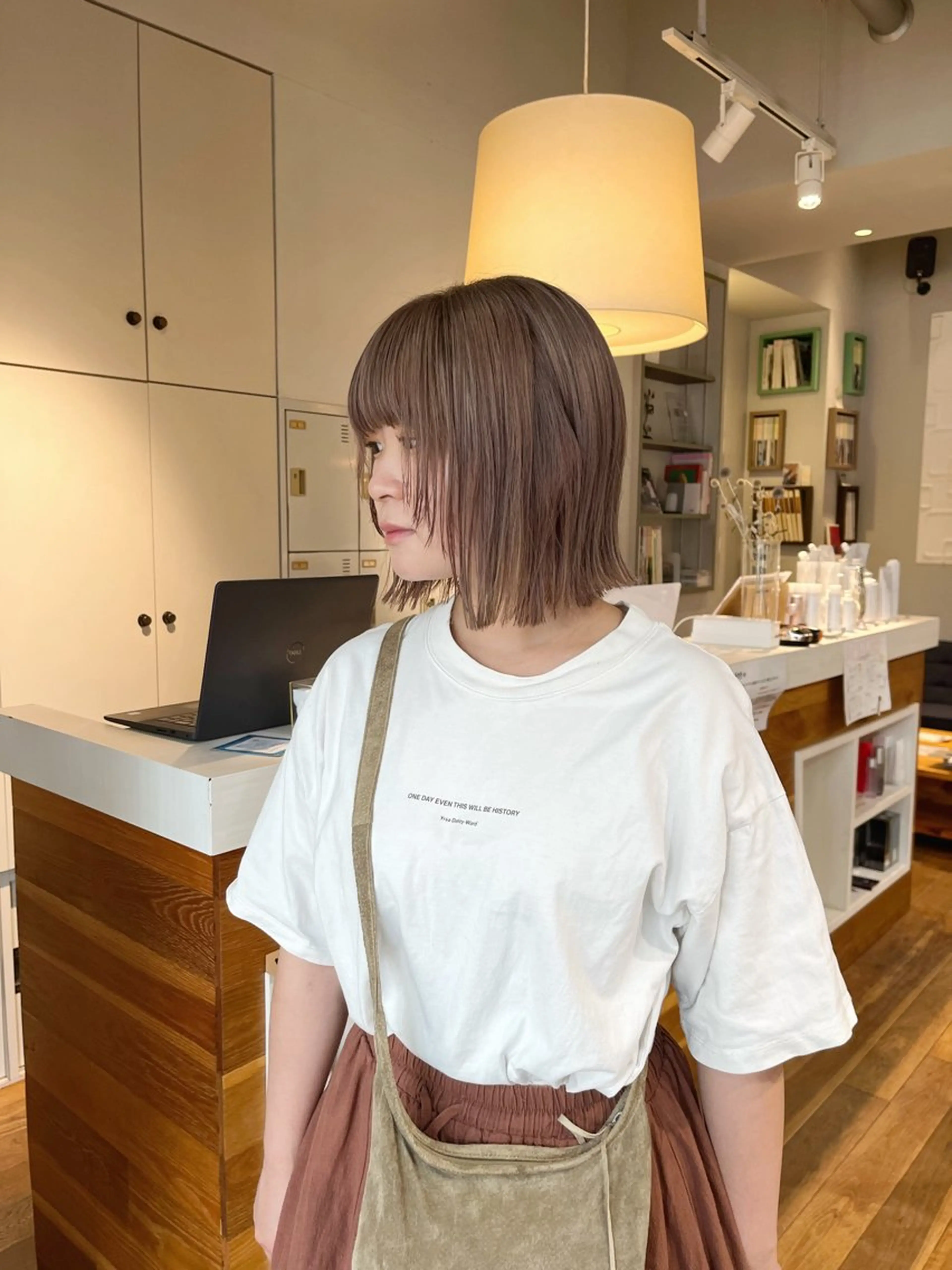 ミディアム カラー かわい りほのヘアスタイル