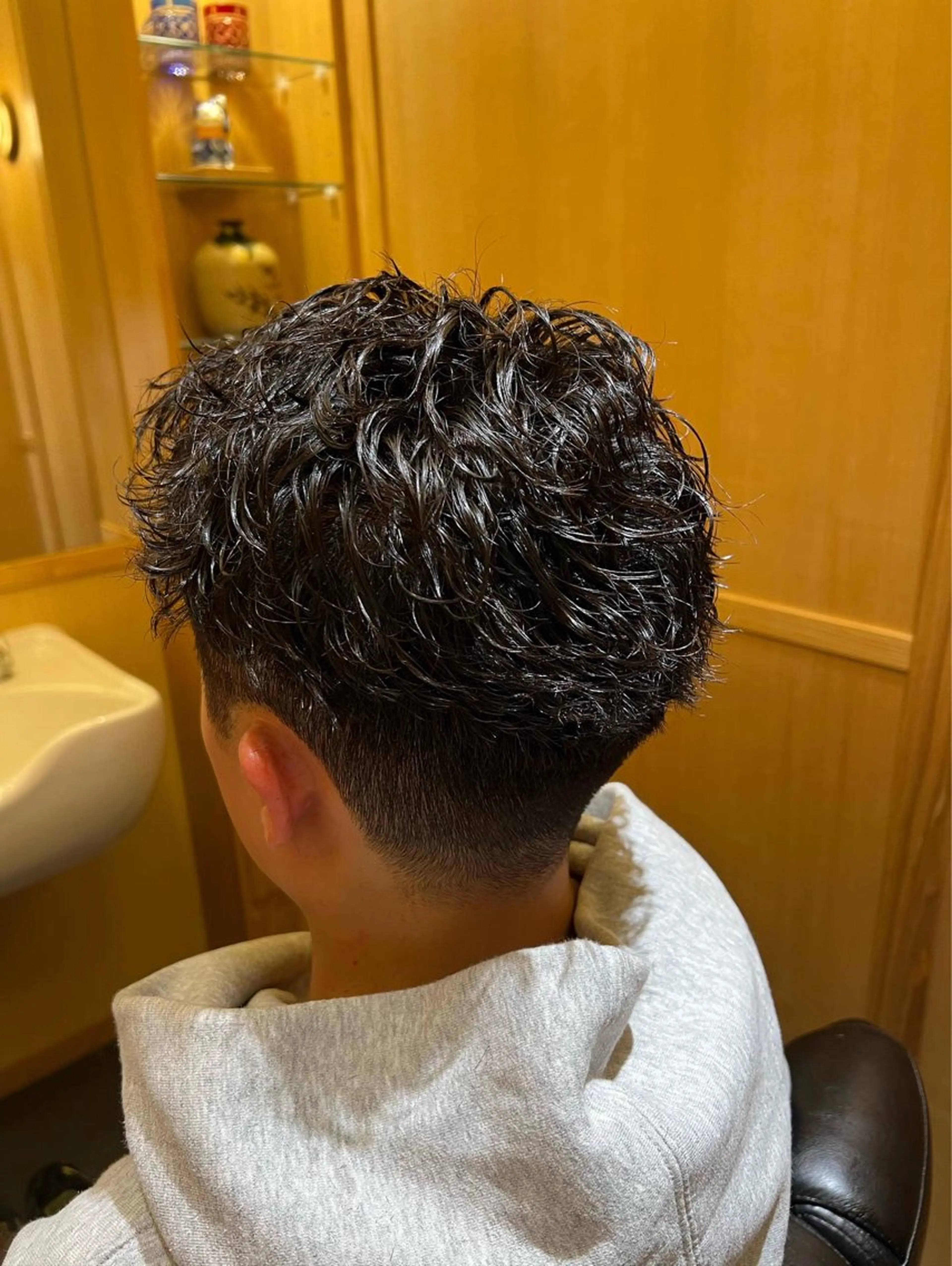 メンズ カット パーマ 艶カラー/レイヤー /メンズ/マツエクのヘアスタイル