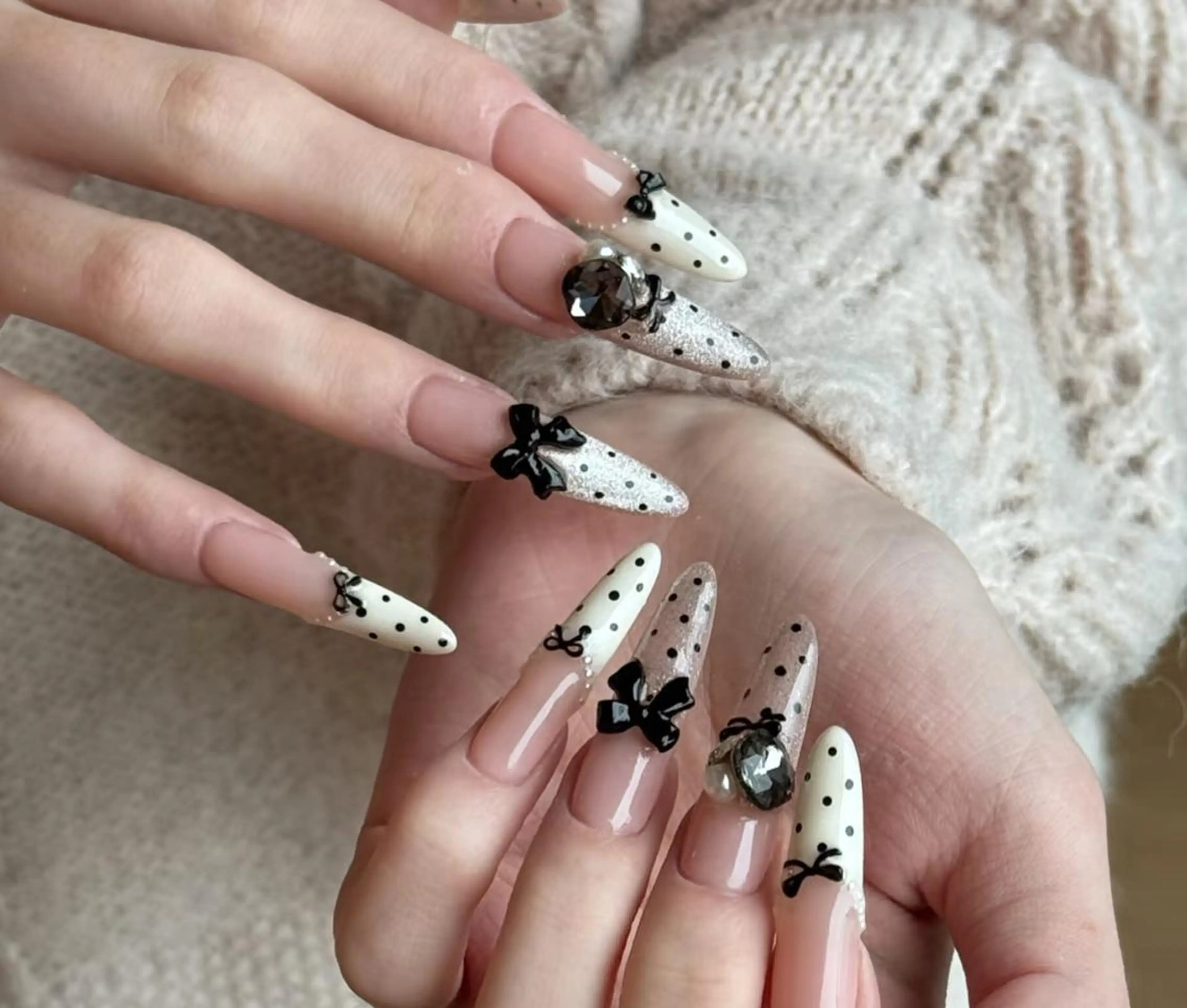 ネイル ハンドネイル 🎀 NaNa_nailのネイルデザイン