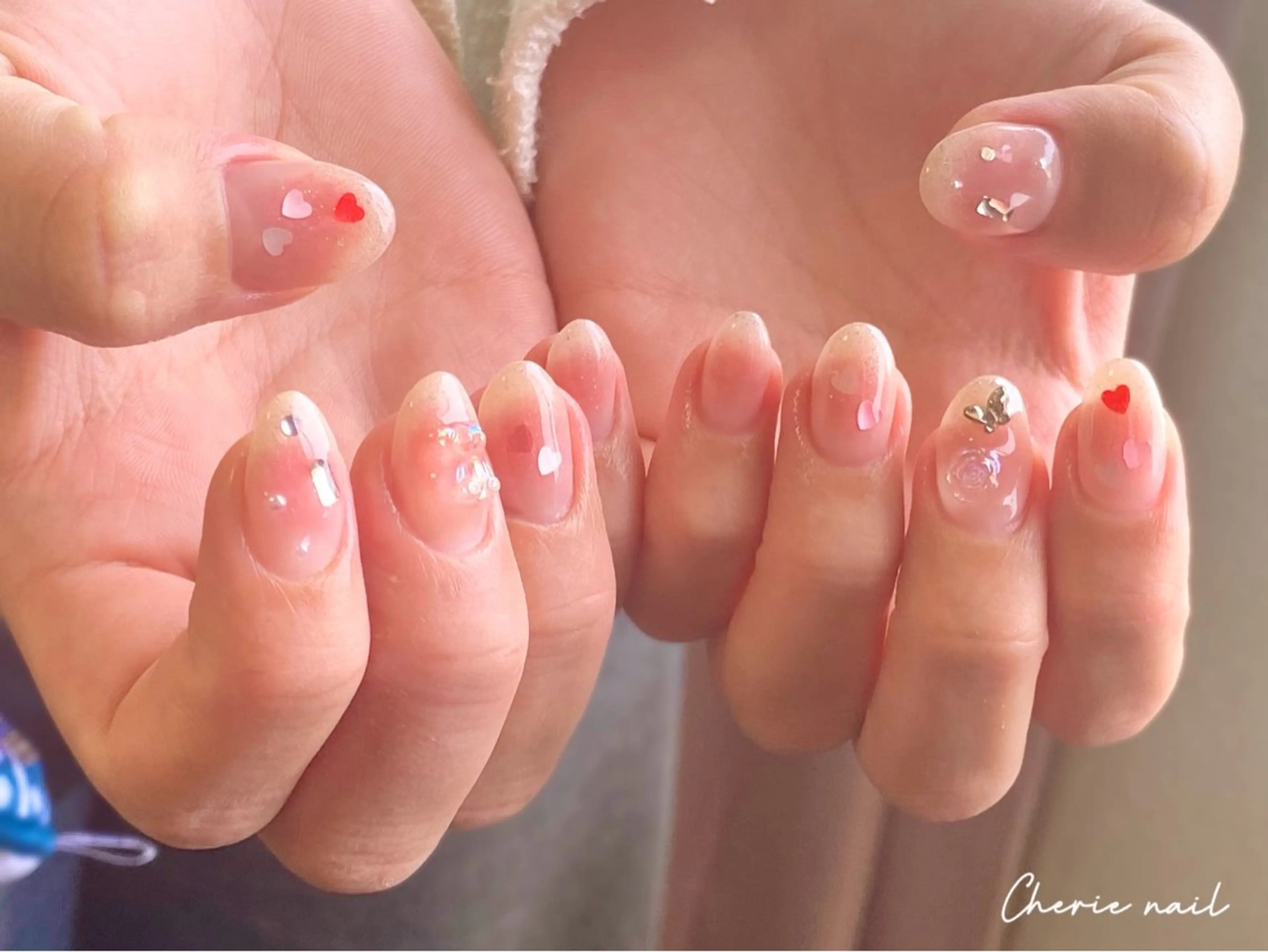 ネイル チークネイル フラッシュネイル ジェルネイル ハート 韓国ネイル ハンドネイル Cherienail yunaのネイルデザイン
