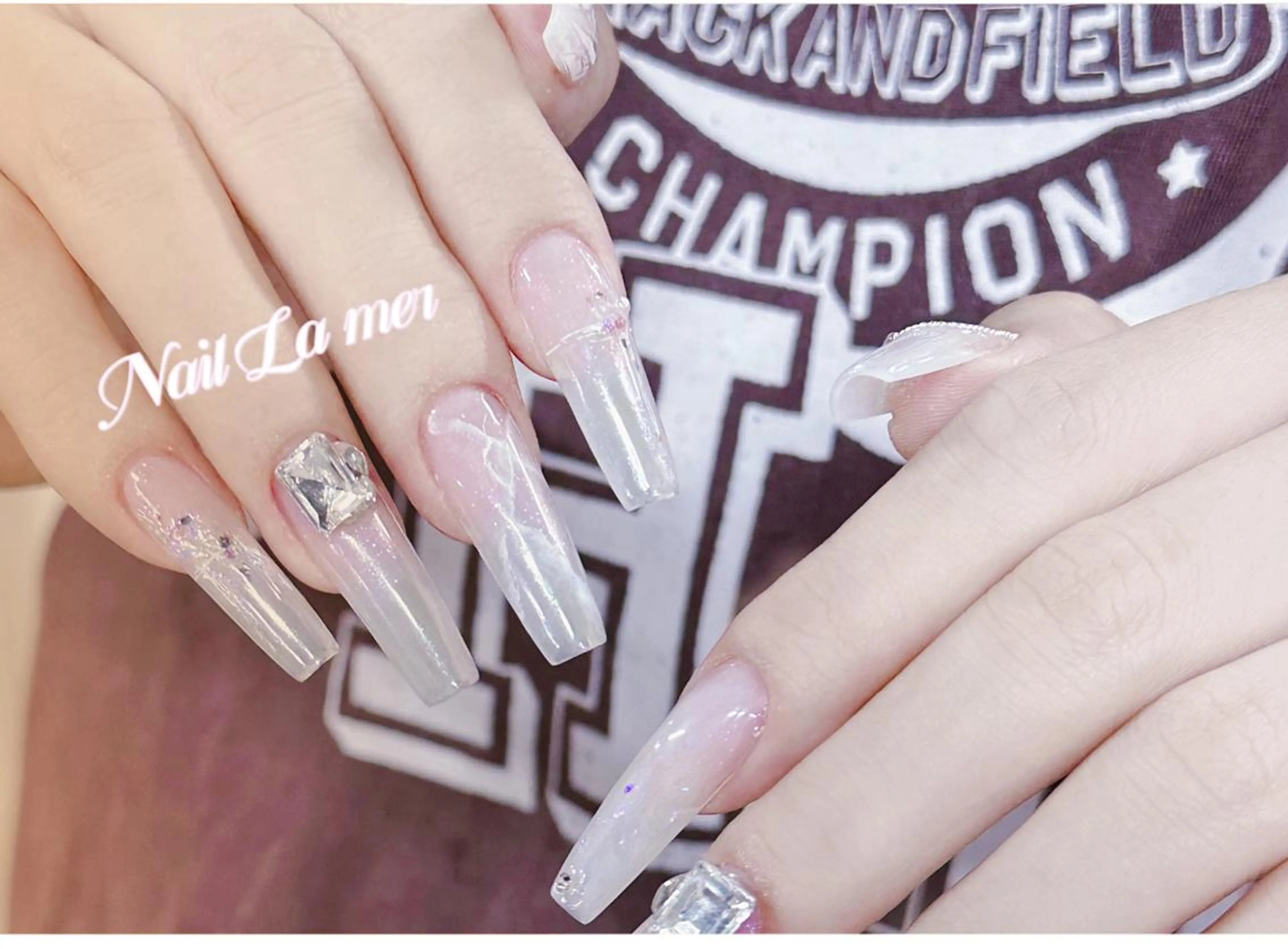 ネイル ハンドネイル ハンドケア Feliz nailのネイルデザイン