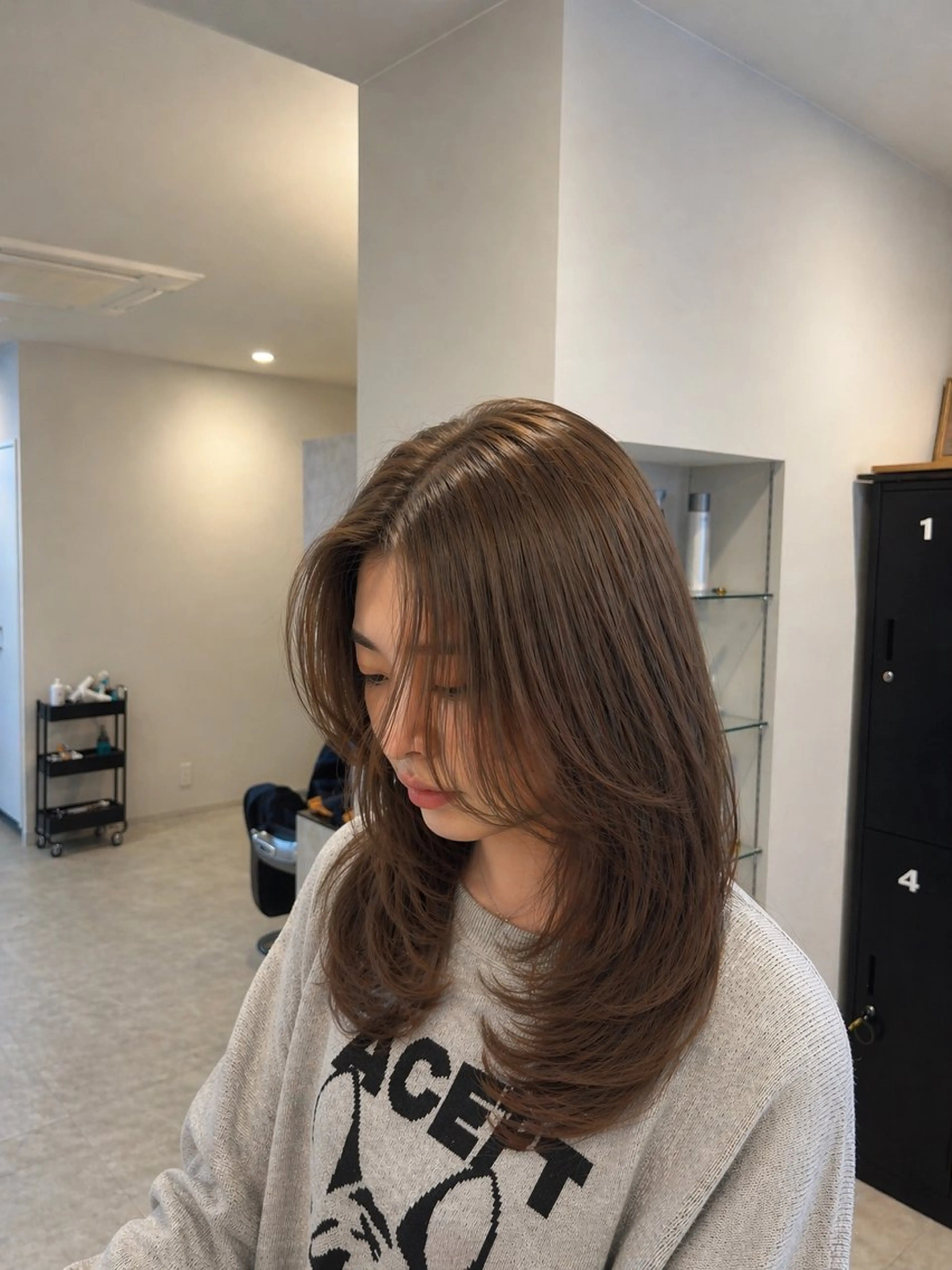 セミロング レイヤーカット カット ヘアカラー レイヤー/顔周り たすけのヘアスタイル