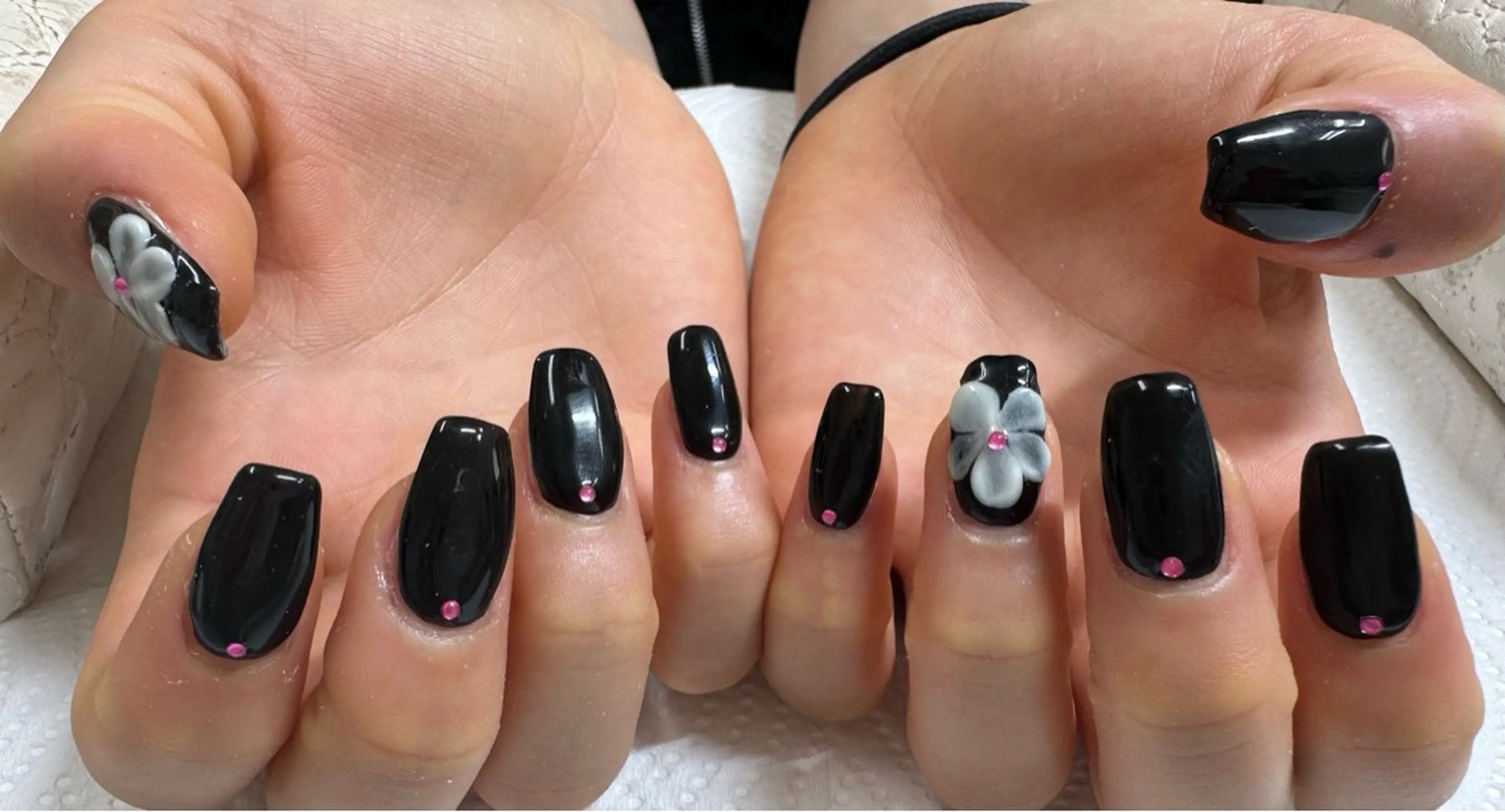 オフなし★ミニモ限定価格★フレンチor持ち込みアート2本+ワンカラーorシンプルネイルの写真