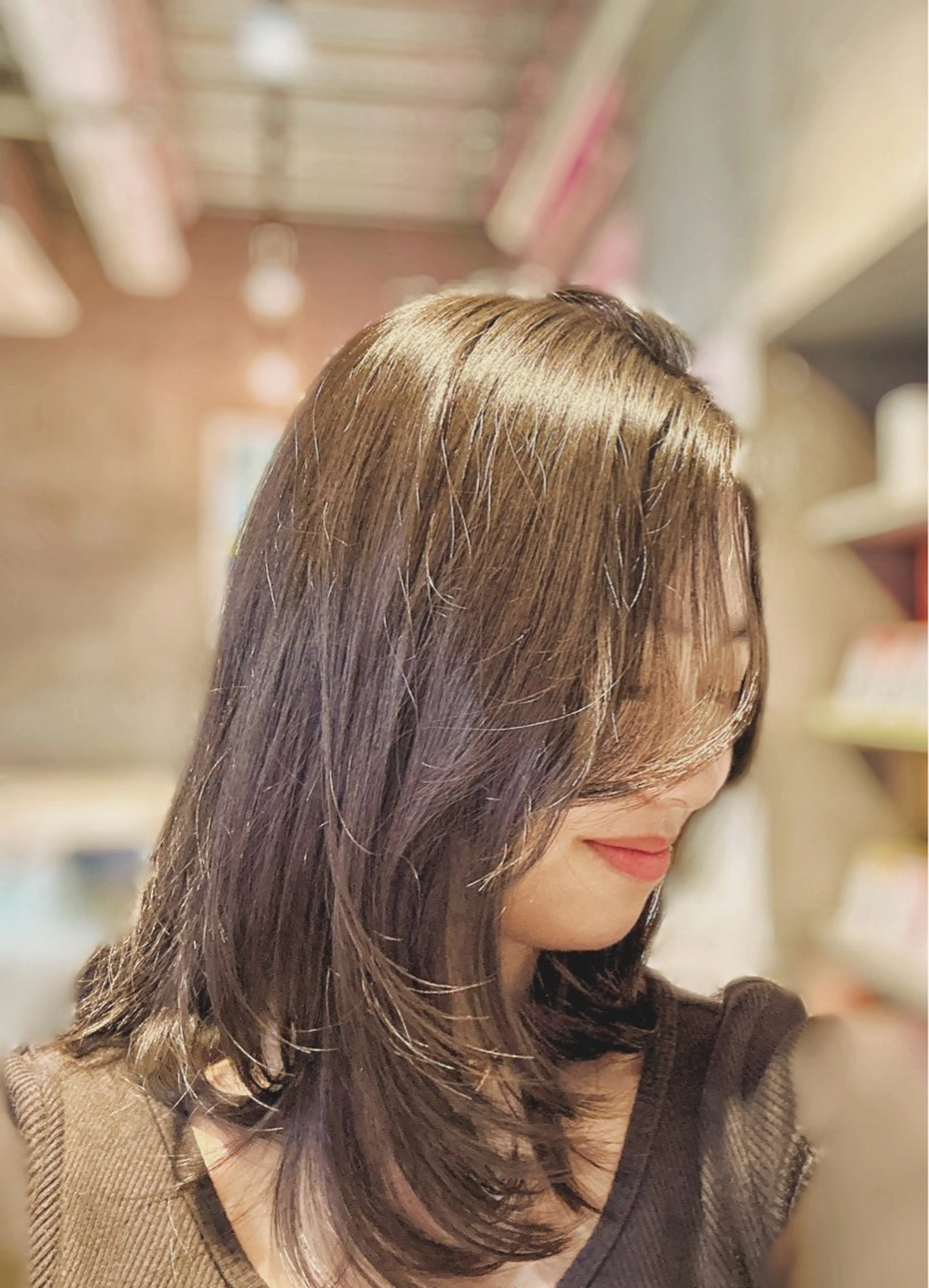 セミロング レイヤーカット .orimcoor 赤坂康成のヘアスタイル