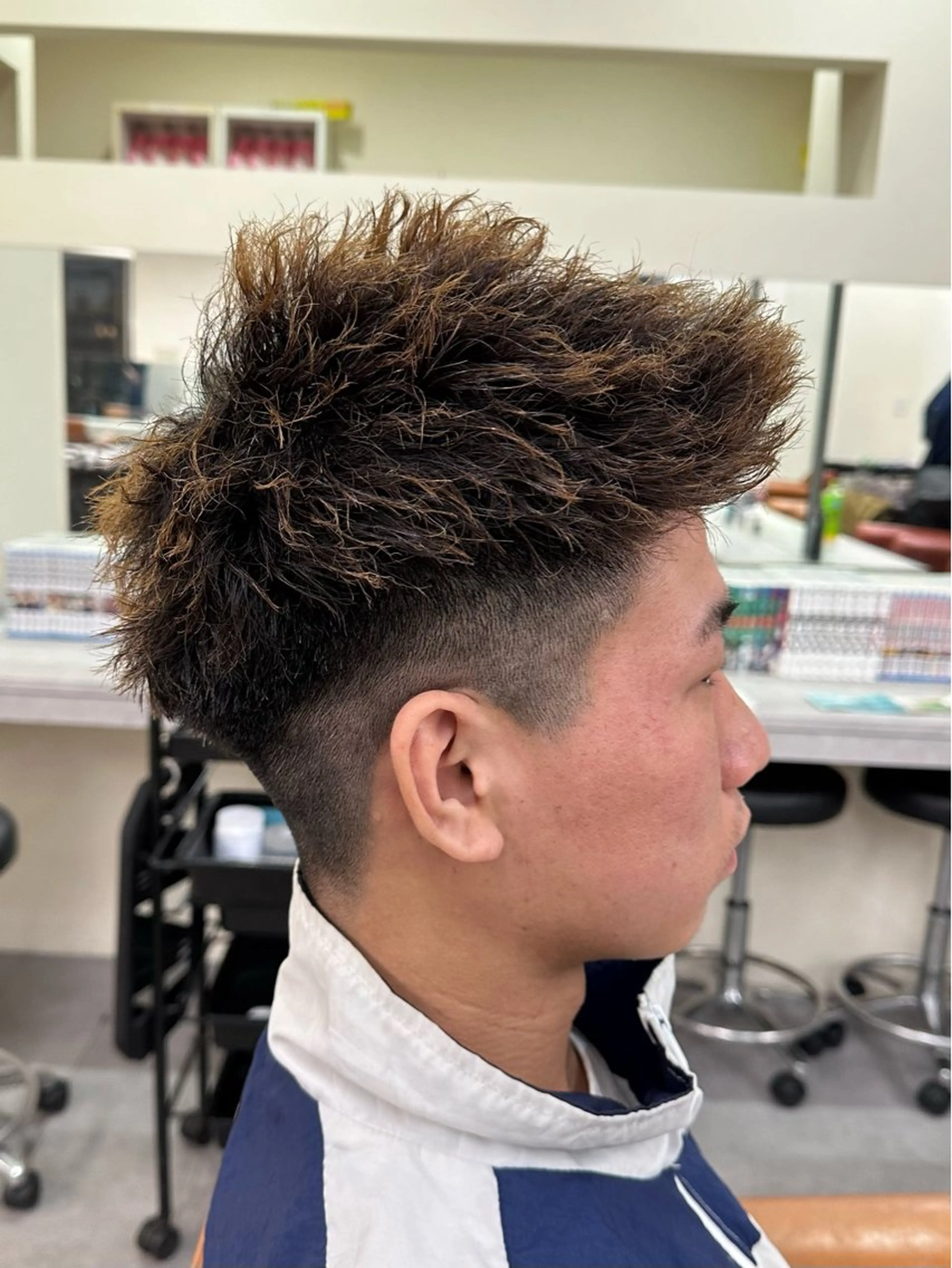 ショート パーマ ヘアアレンジ メンズ メンズパーマ メンズツイストパーマ ツイストパーマ 梅田/メンズパーマ /短髪/田中崇奨のヘアスタイル