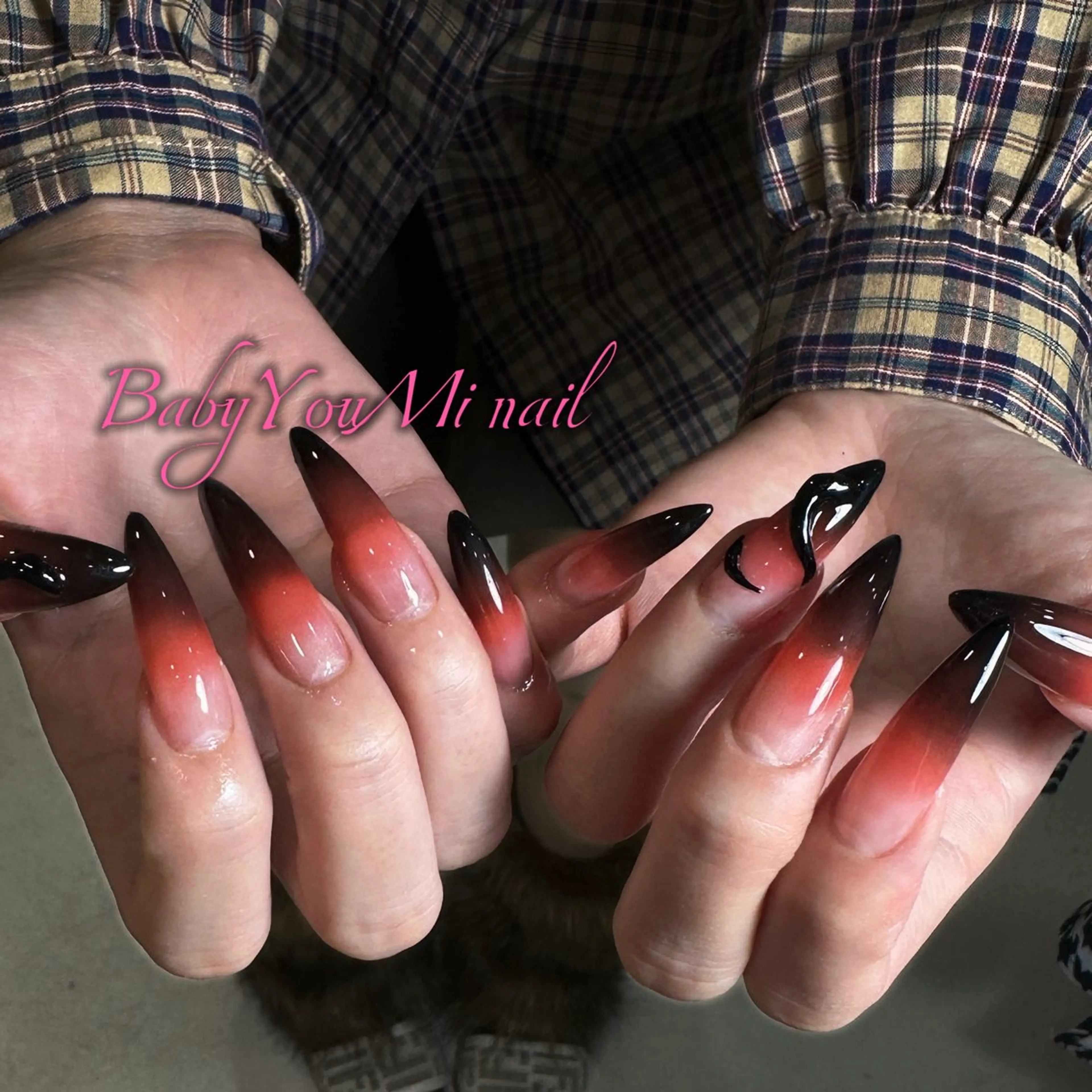 ネイル オーロラネイル 成人式 フレンチネイル ジェルネイル ガラスフレンチ ハンドネイル BabyYouMi nailのネイルデザイン