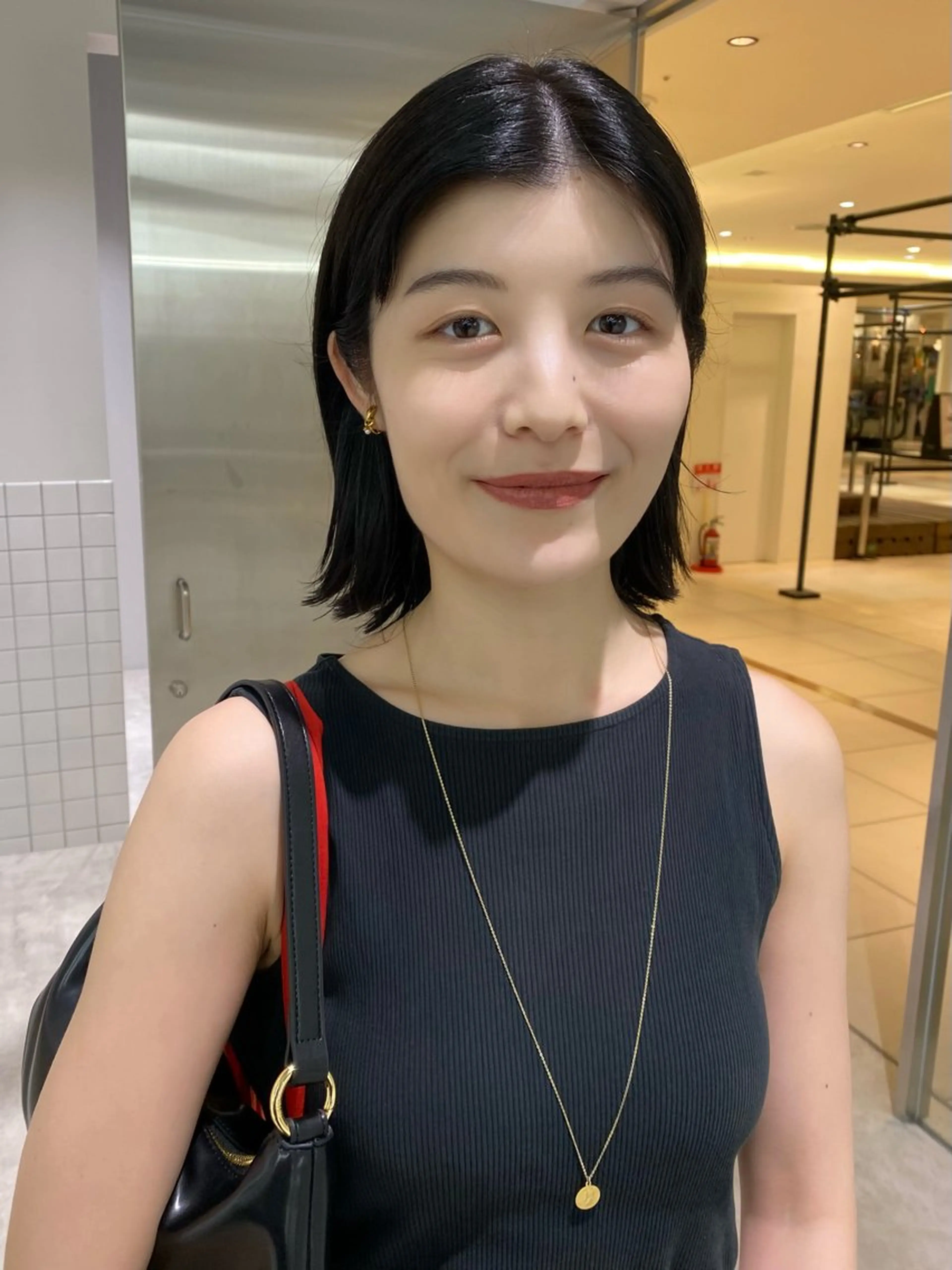 ショート カラー ボブ カット ヘアカラー トリートメント 似合わせカット レイヤー/ボブのヘアスタイル