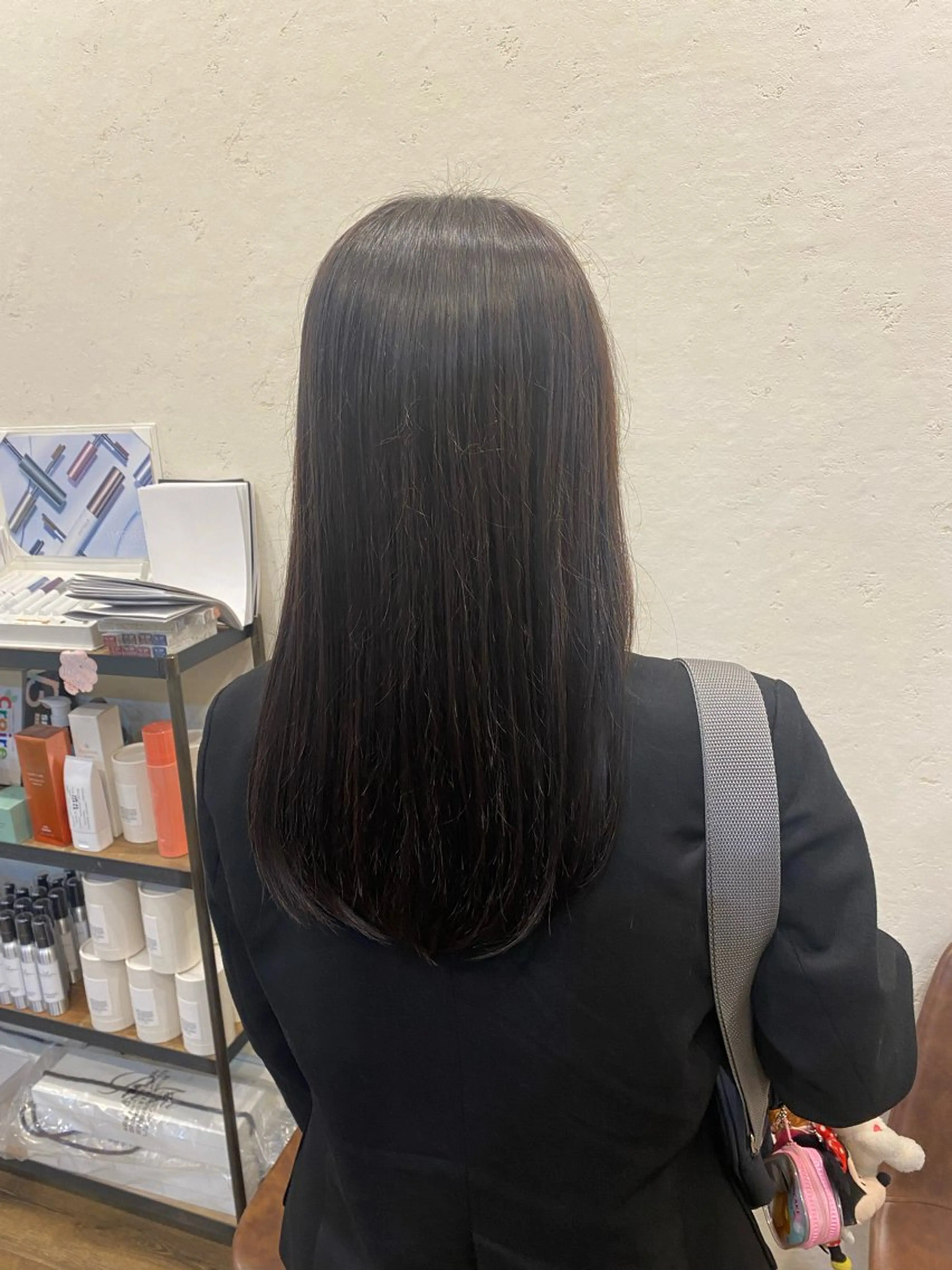 セミロング 透明感カラー /Kanon️🫧のヘアスタイル