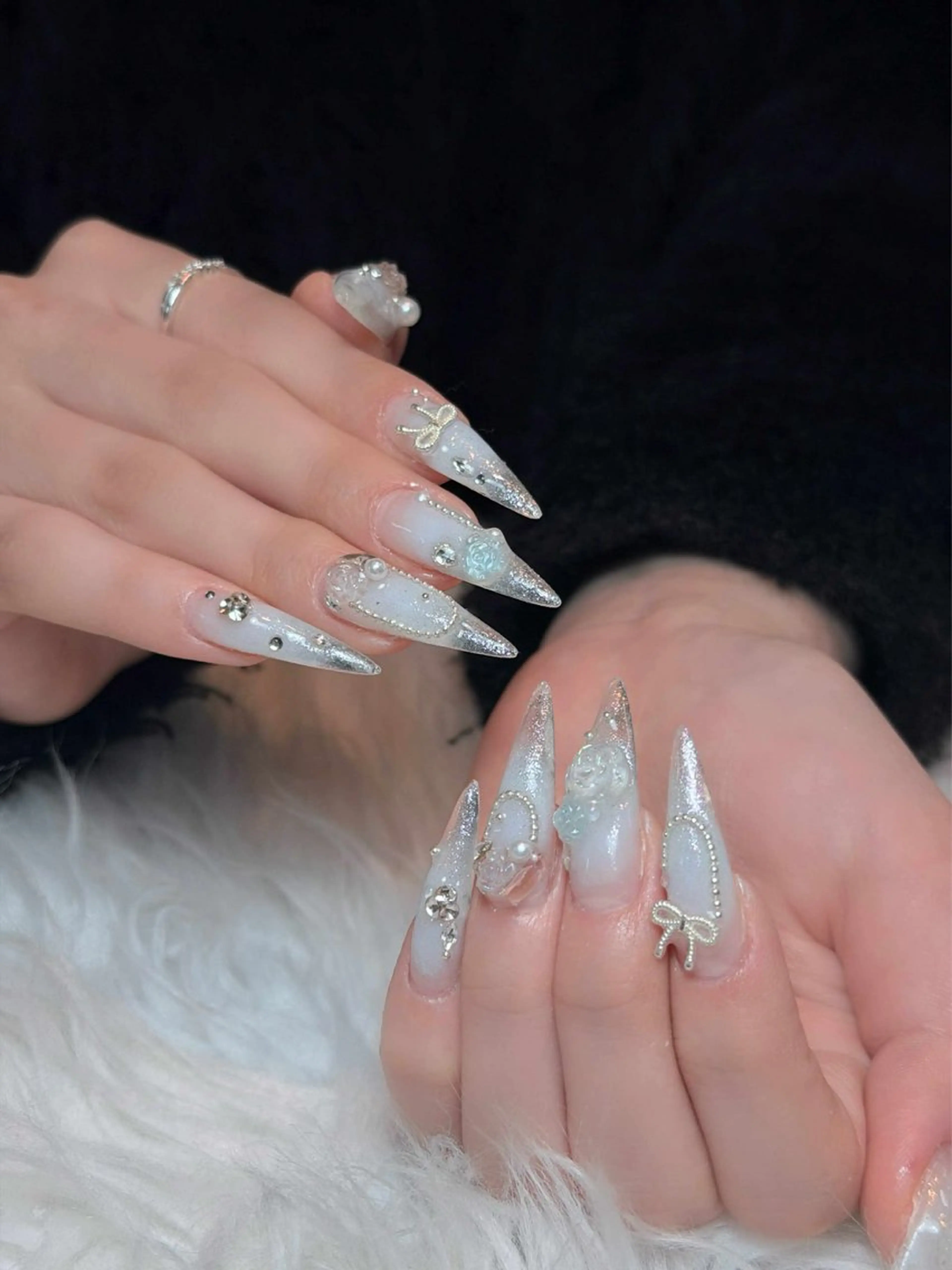 ネイル オーロラネイル ボルドー ブラウン 氷ネイル・うるうるネイル キラキラネイル ハンドネイル Julli NailStudioのネイルデザイン
