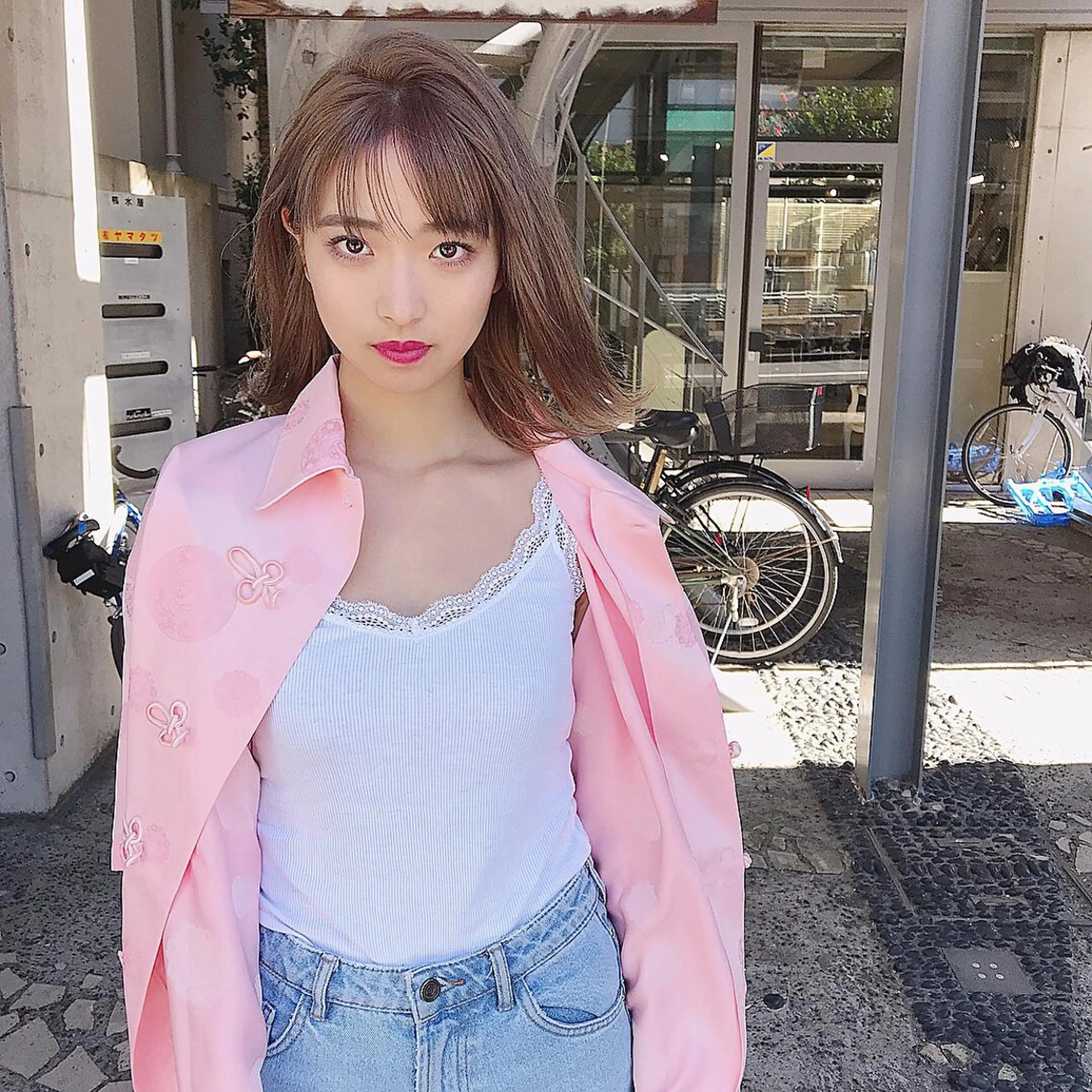 ミディアム カラー 及川 光のヘアスタイル