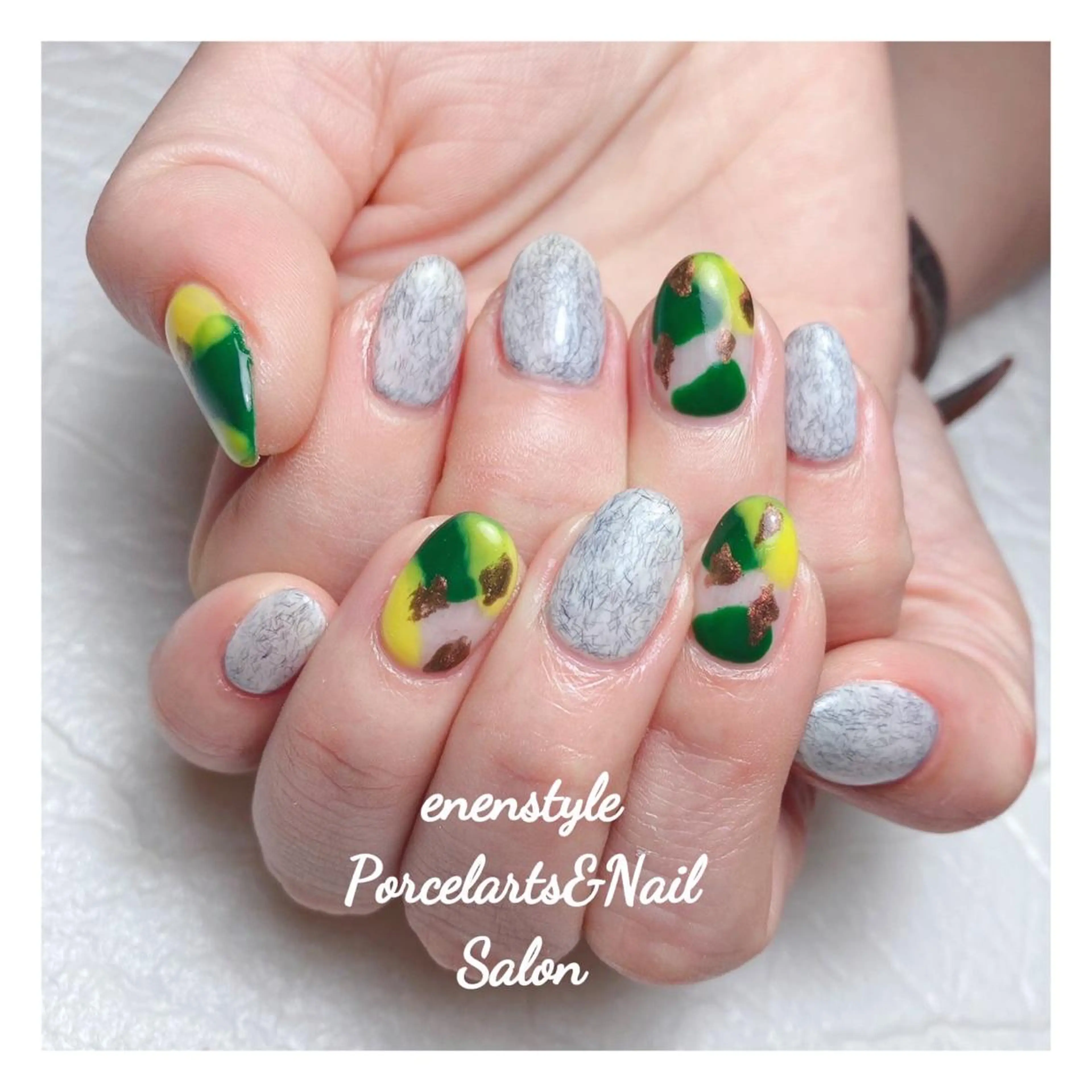 ミディアム ネイル 👑enen style👑のネイルデザイン