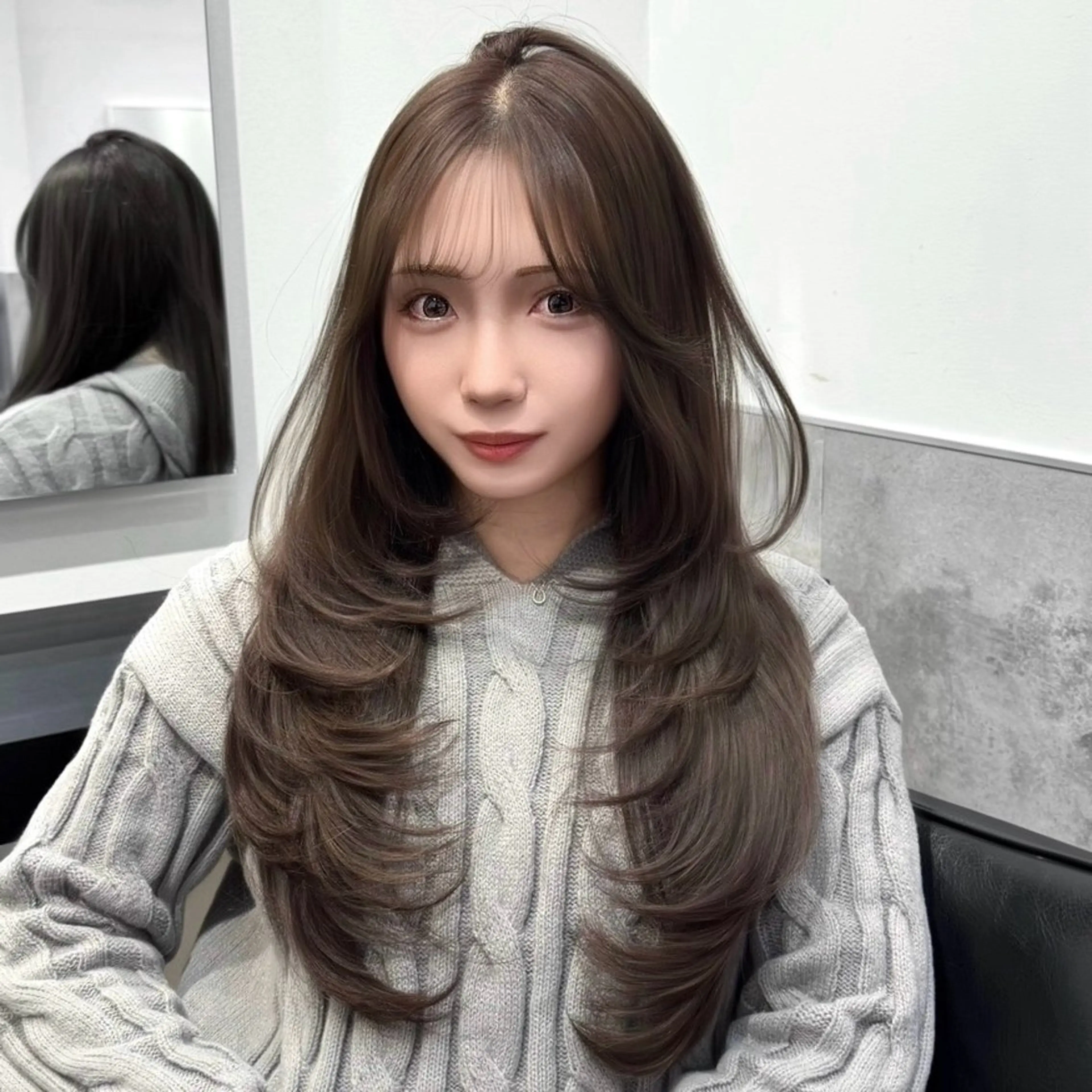 【3回目限定✨️】トレンドレイヤーカット×赤みなしライトニングダブルカラー×髪質改善トリートメント✨️の写真