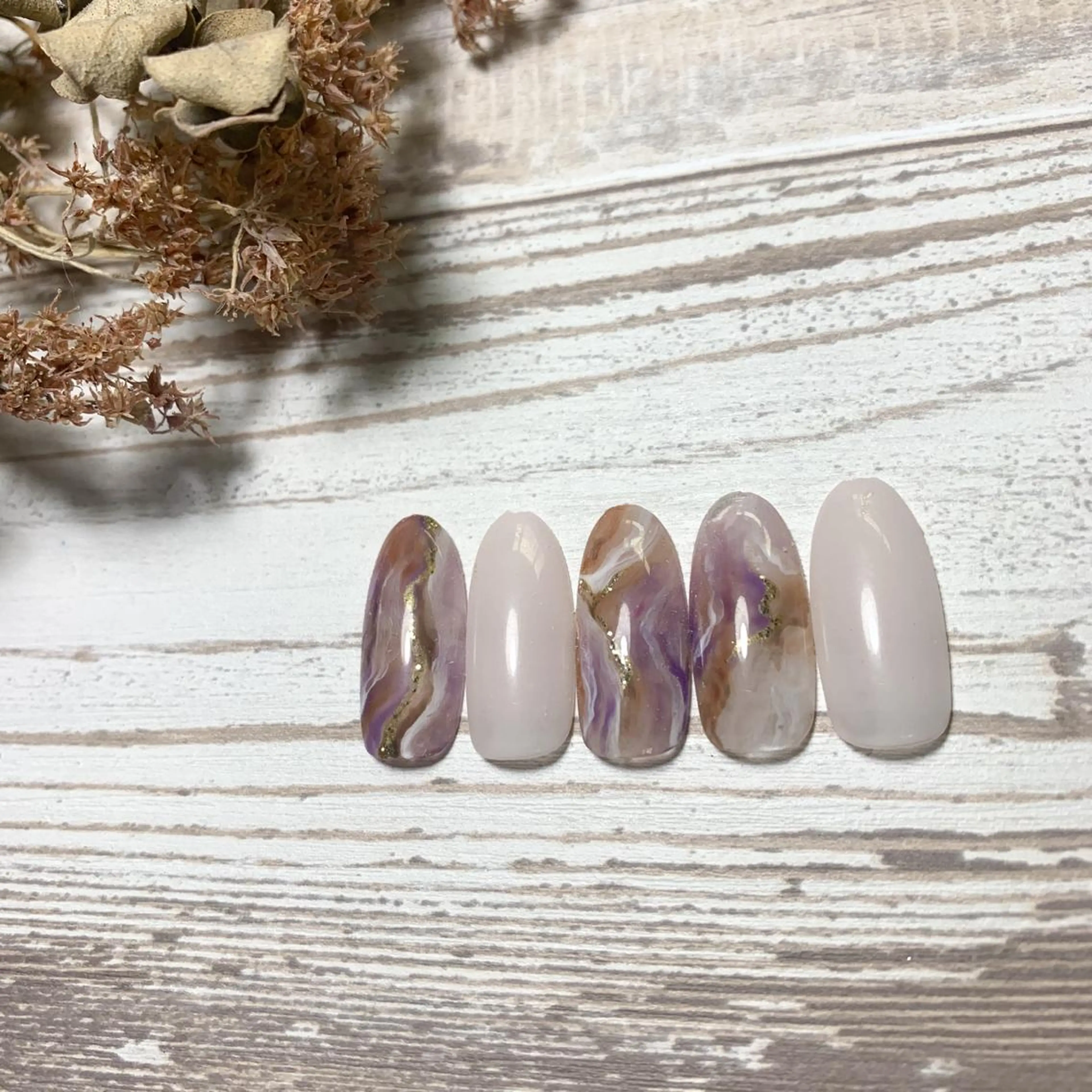 ネイル FIORITURA aiのネイルデザイン