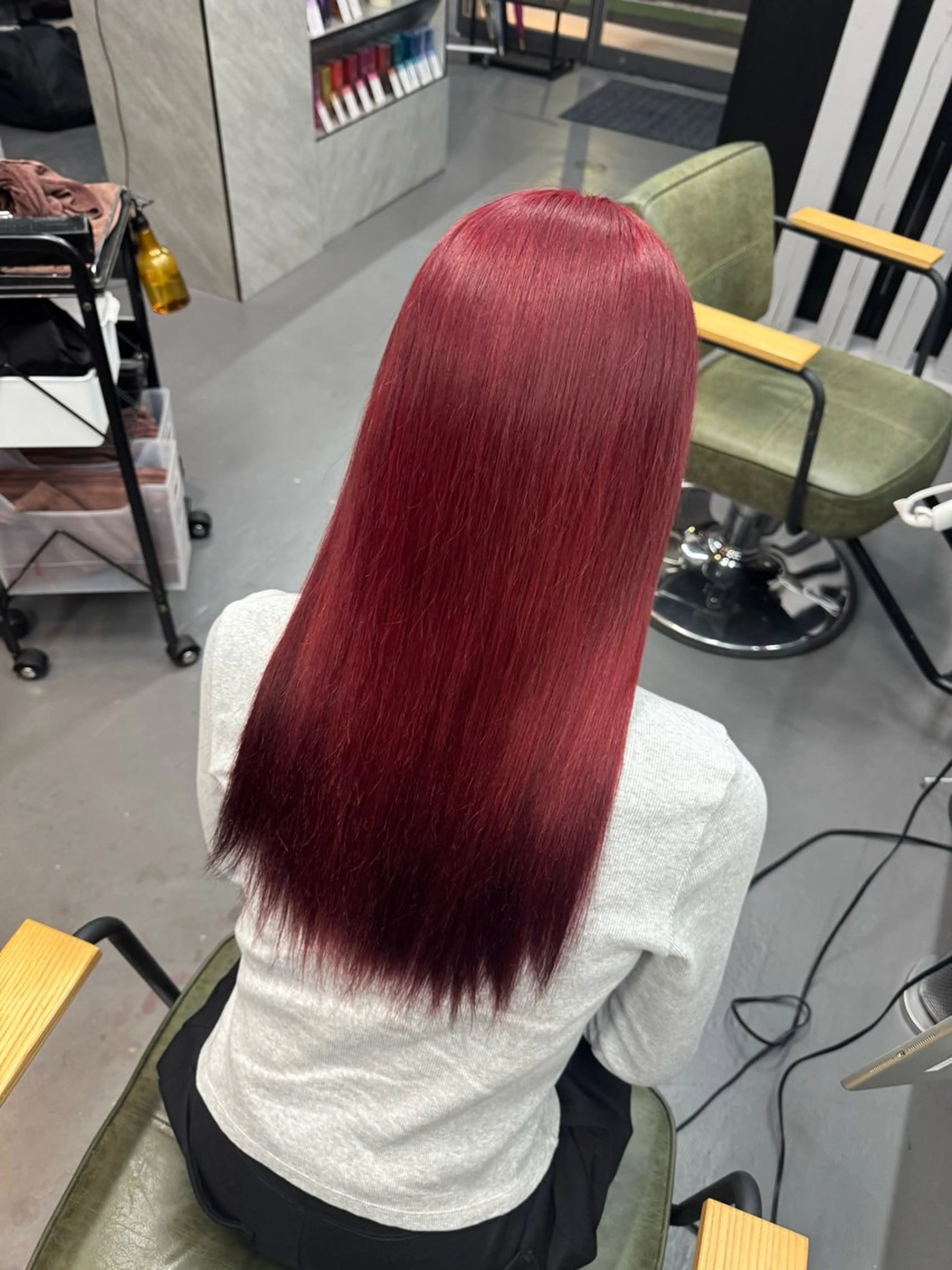 カラー やぶかみ りんのヘアスタイル